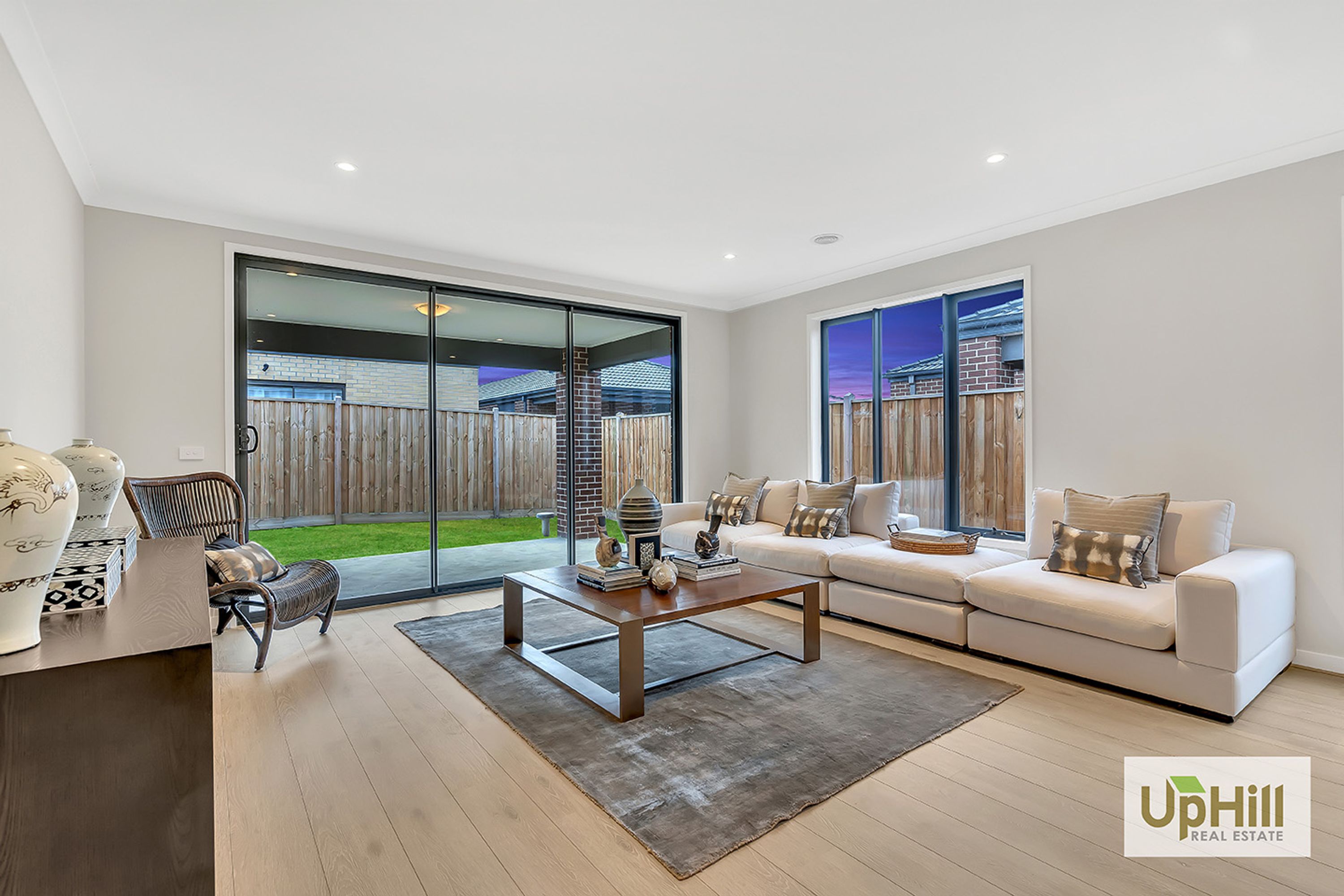20 Hollybush Avenue, Clyde - Thumbnail 8