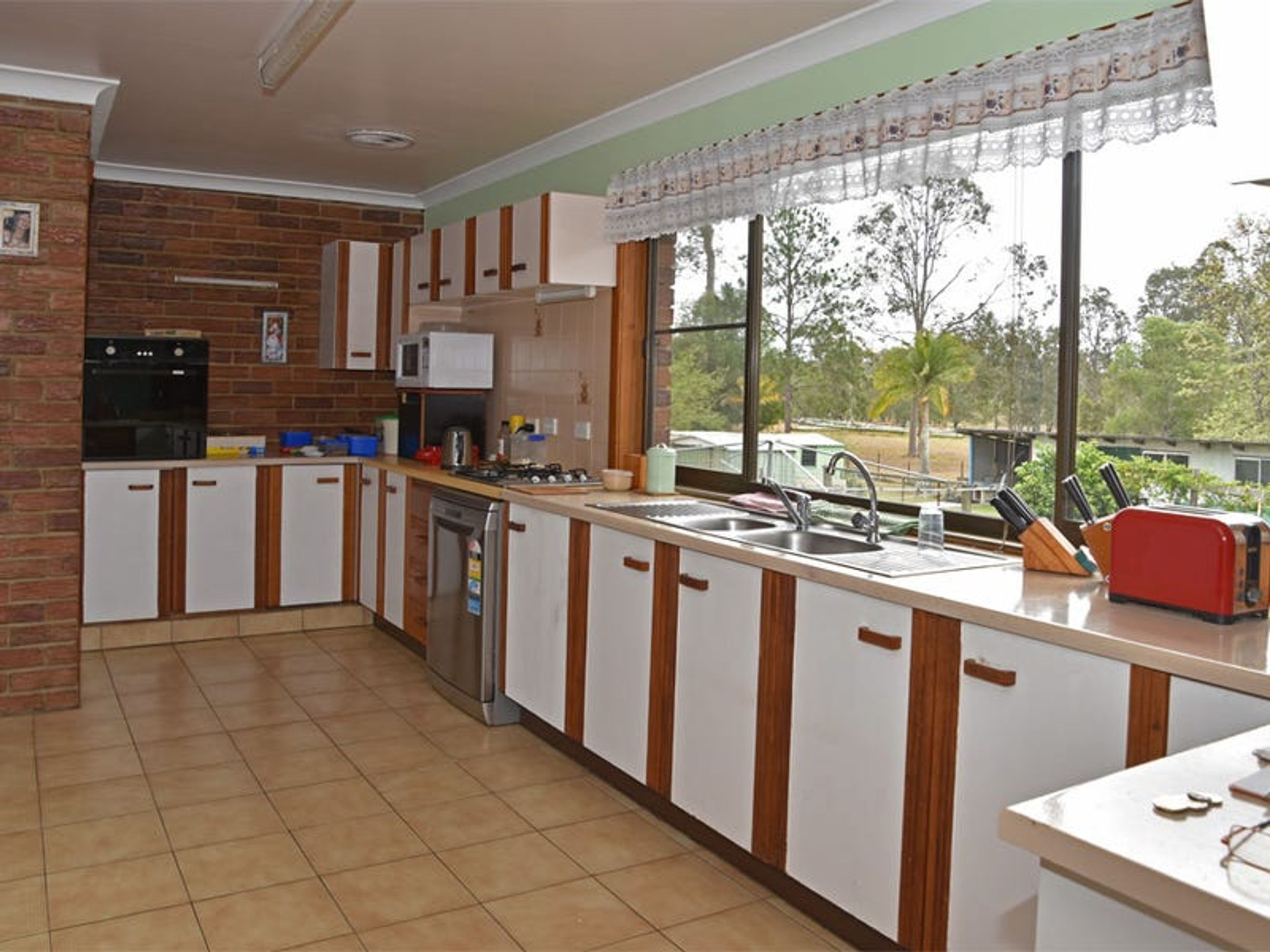 39-41 Havelock Street, Lawrence - Thumbnail 4