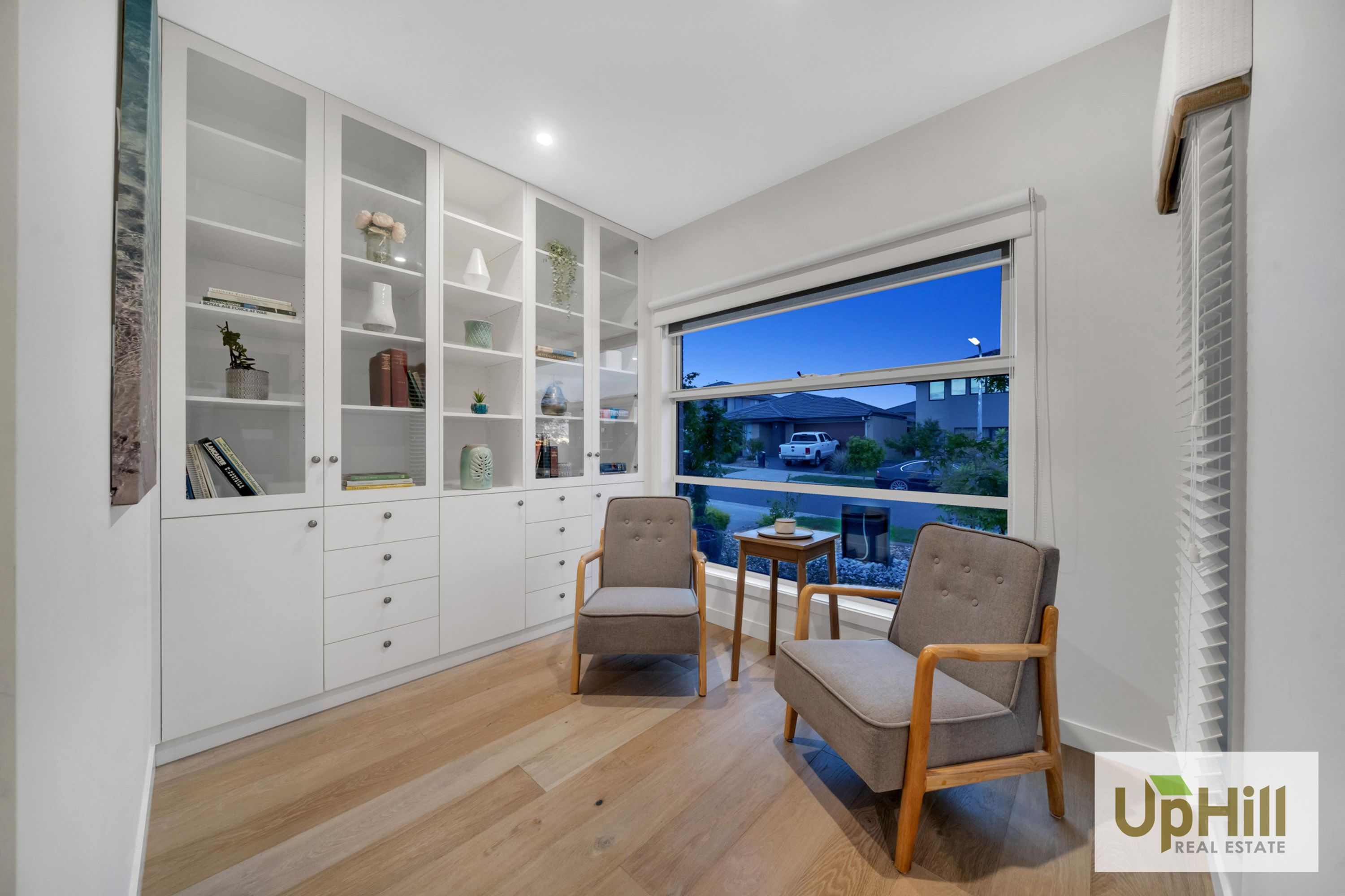 25 Ellaroo Circuit, Clyde North - Thumbnail 2