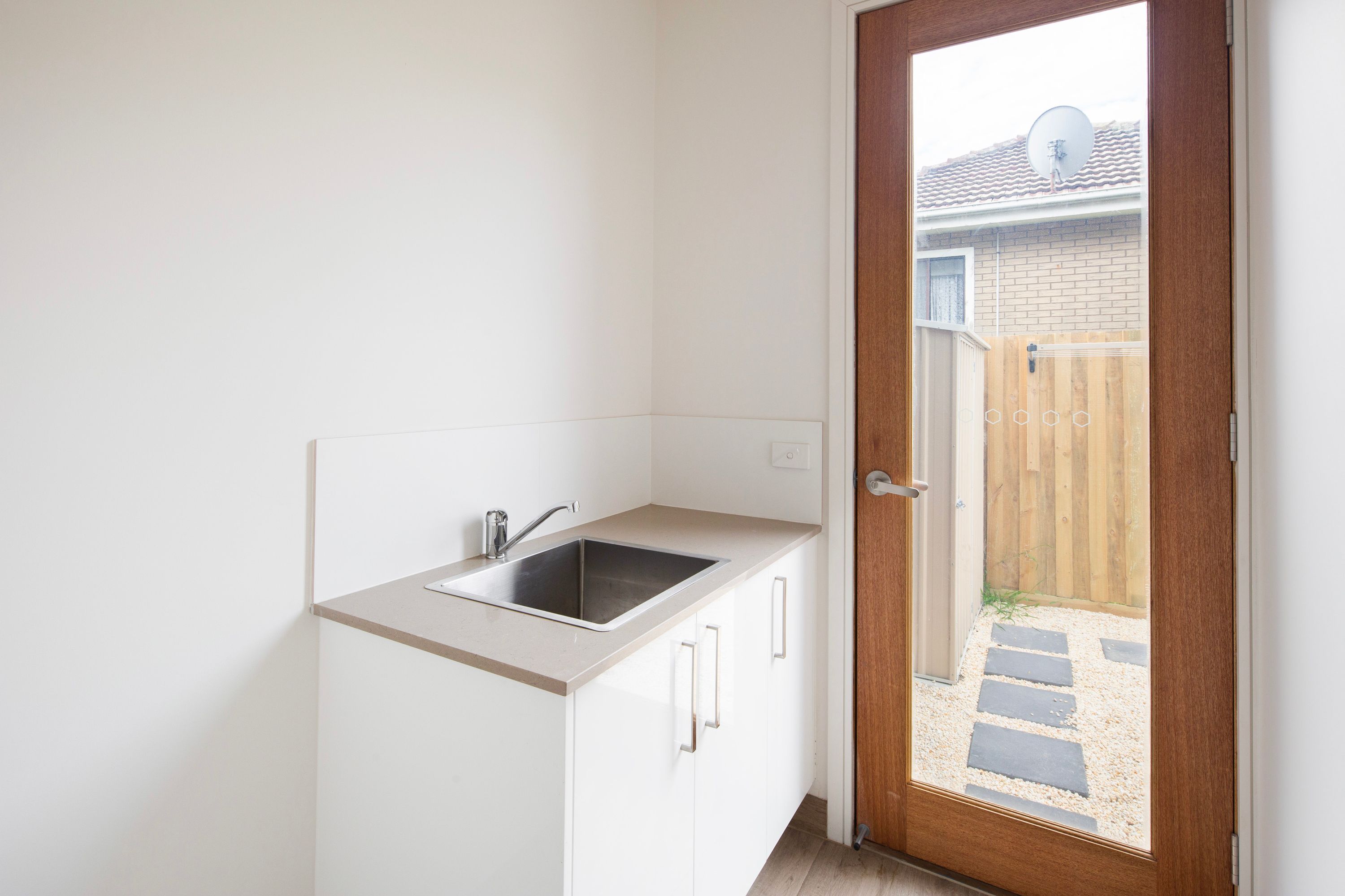 2/63 Royal Avenue, Springvale - Thumbnail 8