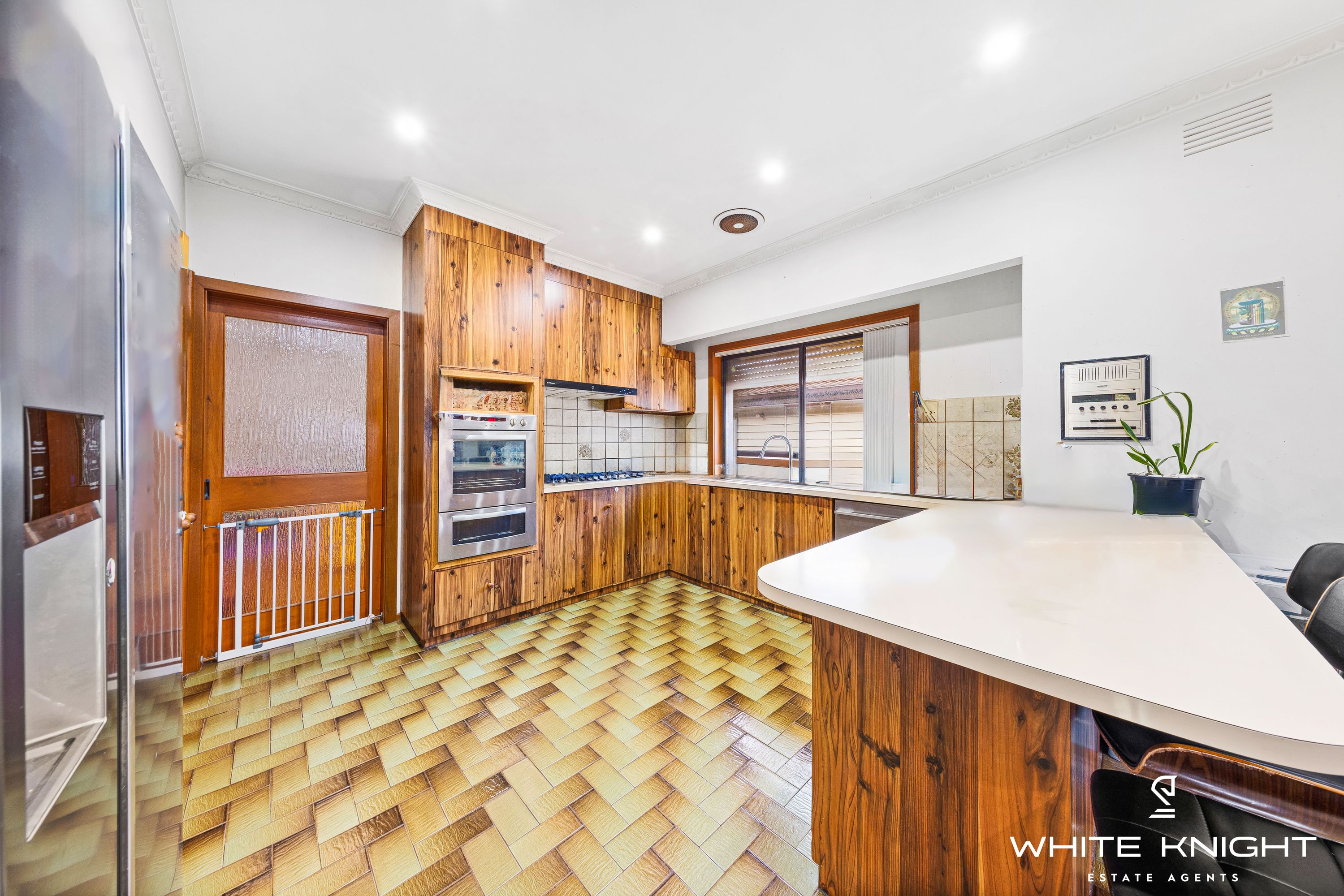 51 Glyndon Avenue, St Albans VIC 3021, St Albans - Thumbnail 2