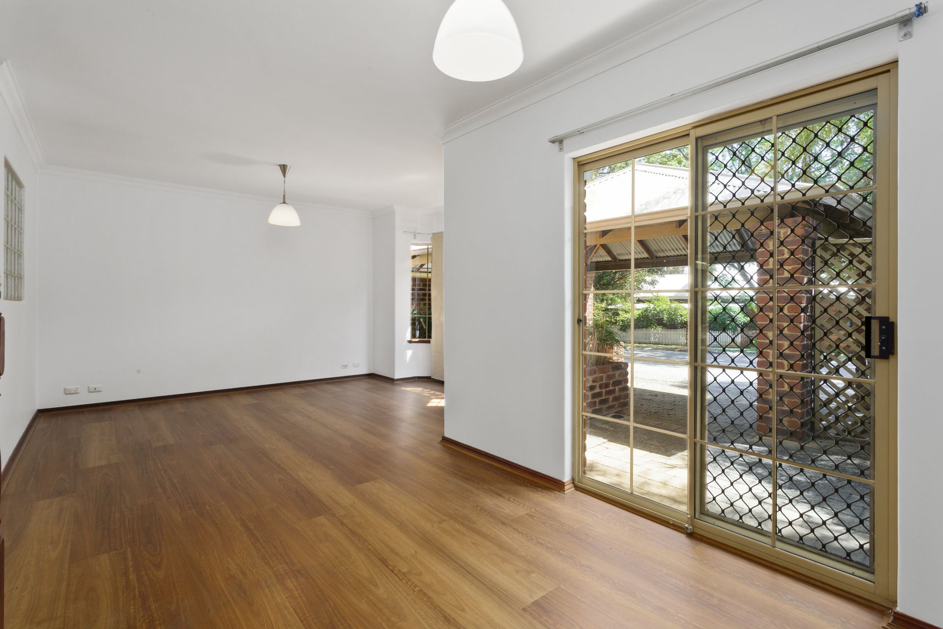 10 Hamilton Street, Subiaco - Thumbnail 8