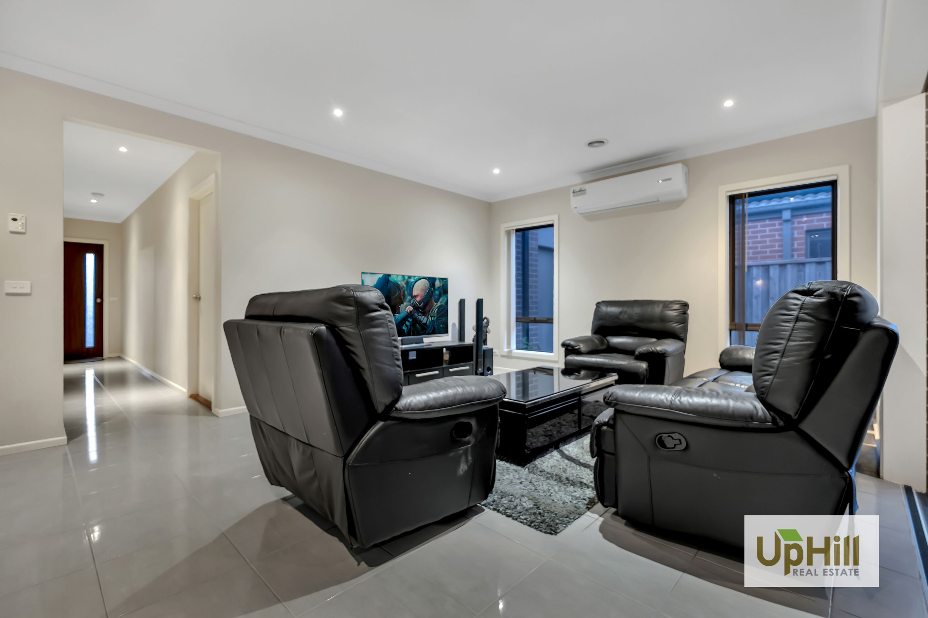24 Naas Road, Clyde North - Thumbnail 4