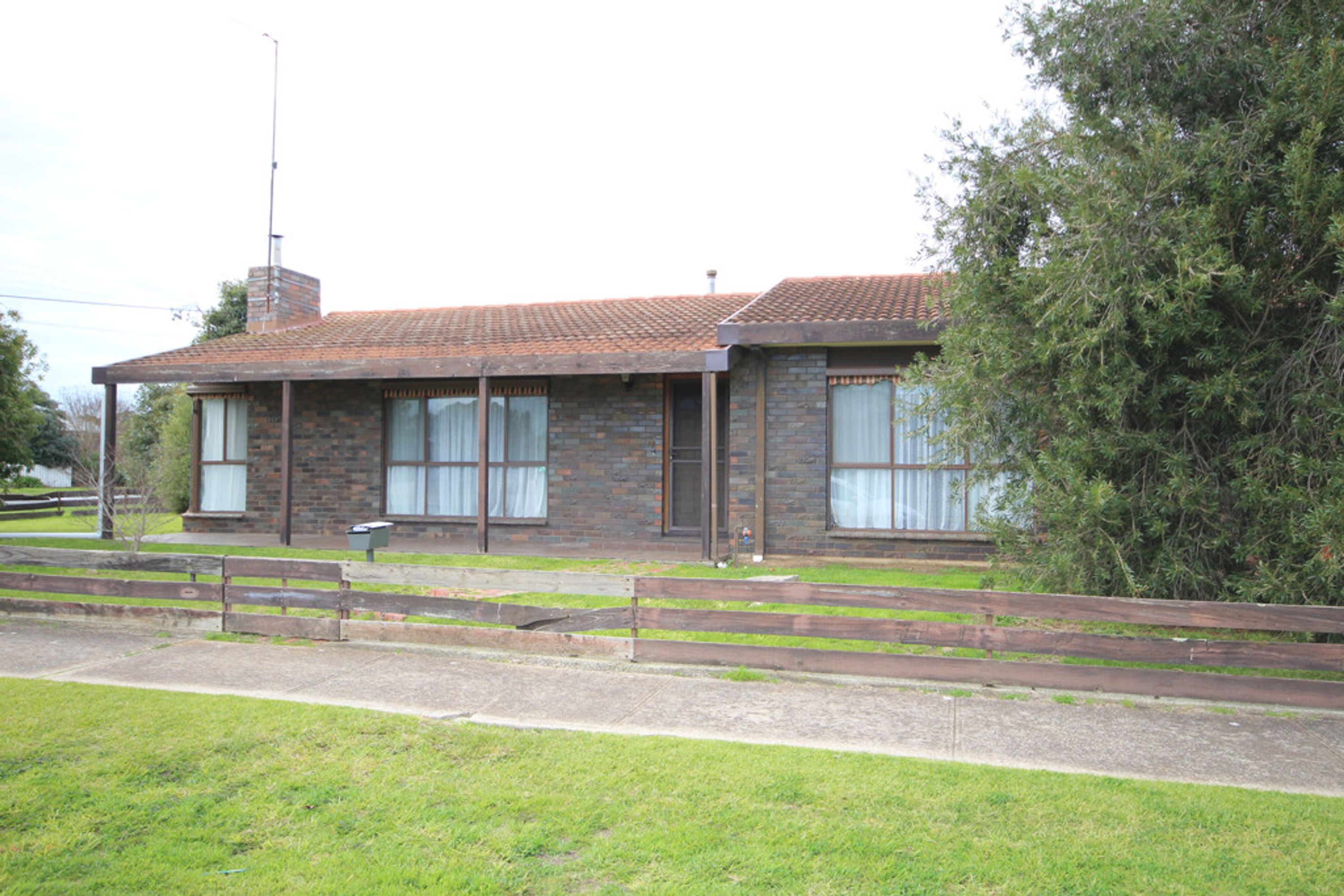 5 Dollar Avenue, Horsham VIC 3400