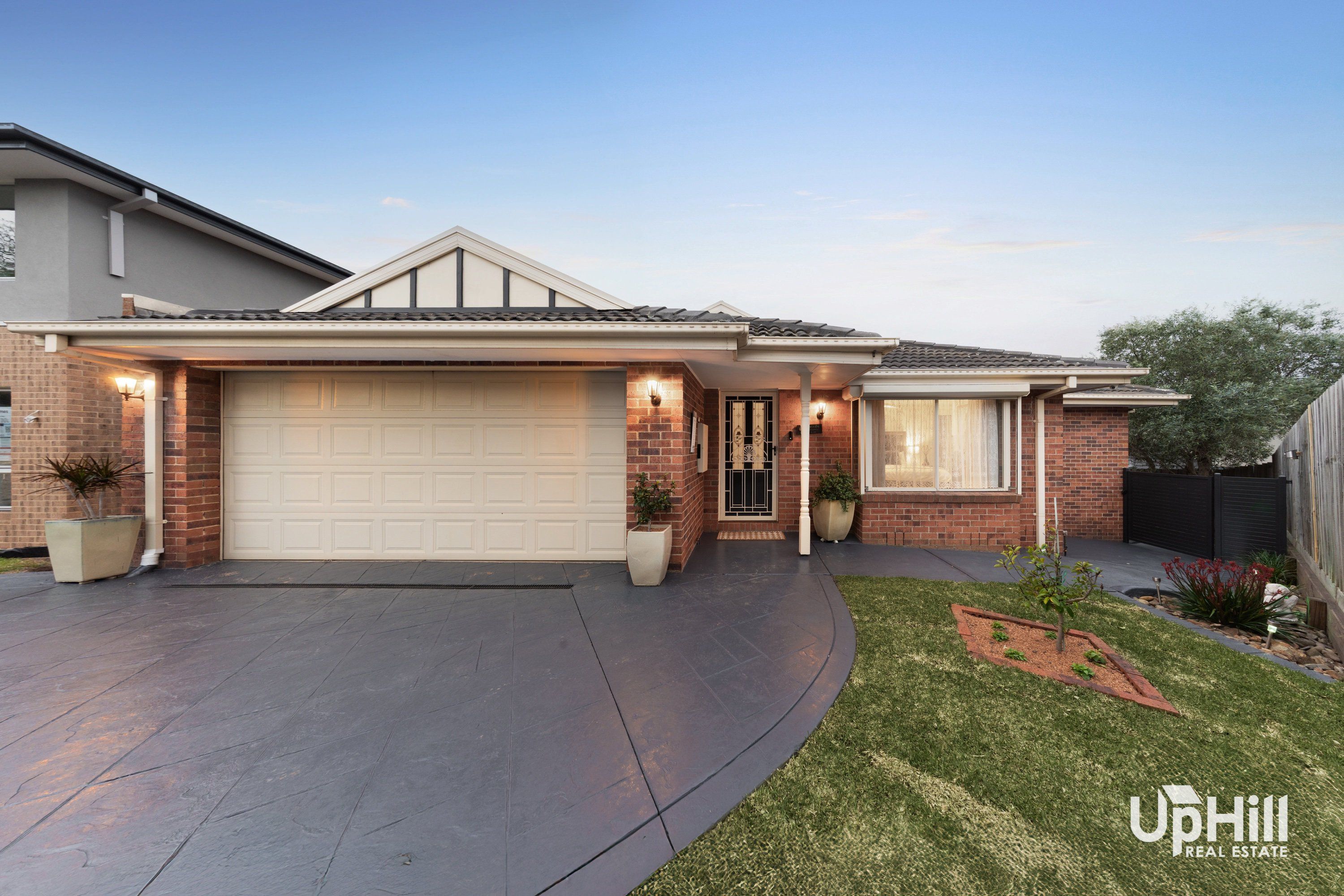 18 Kong Court, Hampton Park - Thumbnail 2