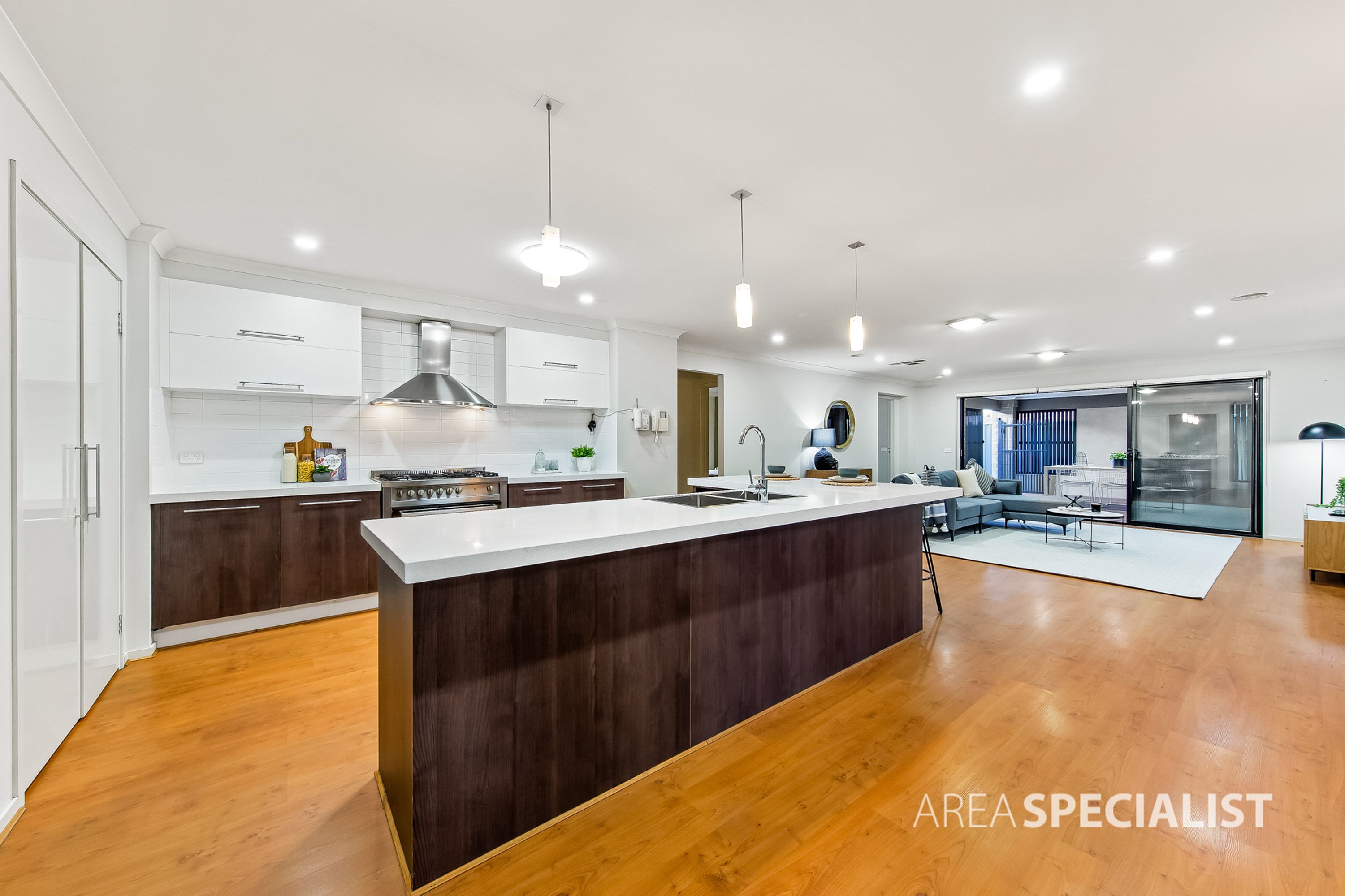 5 St James Close, Burnside Heights VIC 3023, Burnside Heights - Thumbnail 4