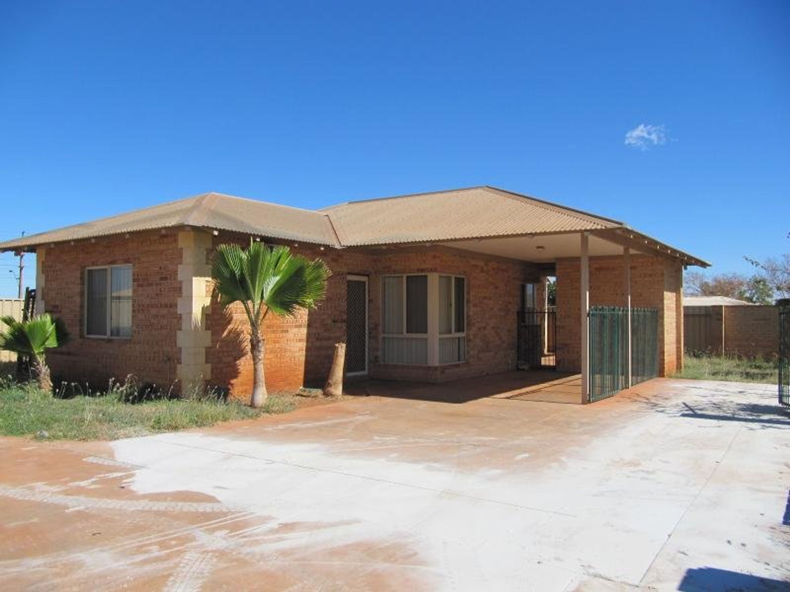 2/13 Rutherford Road, South Hedland, South Hedland - Thumbnail 2