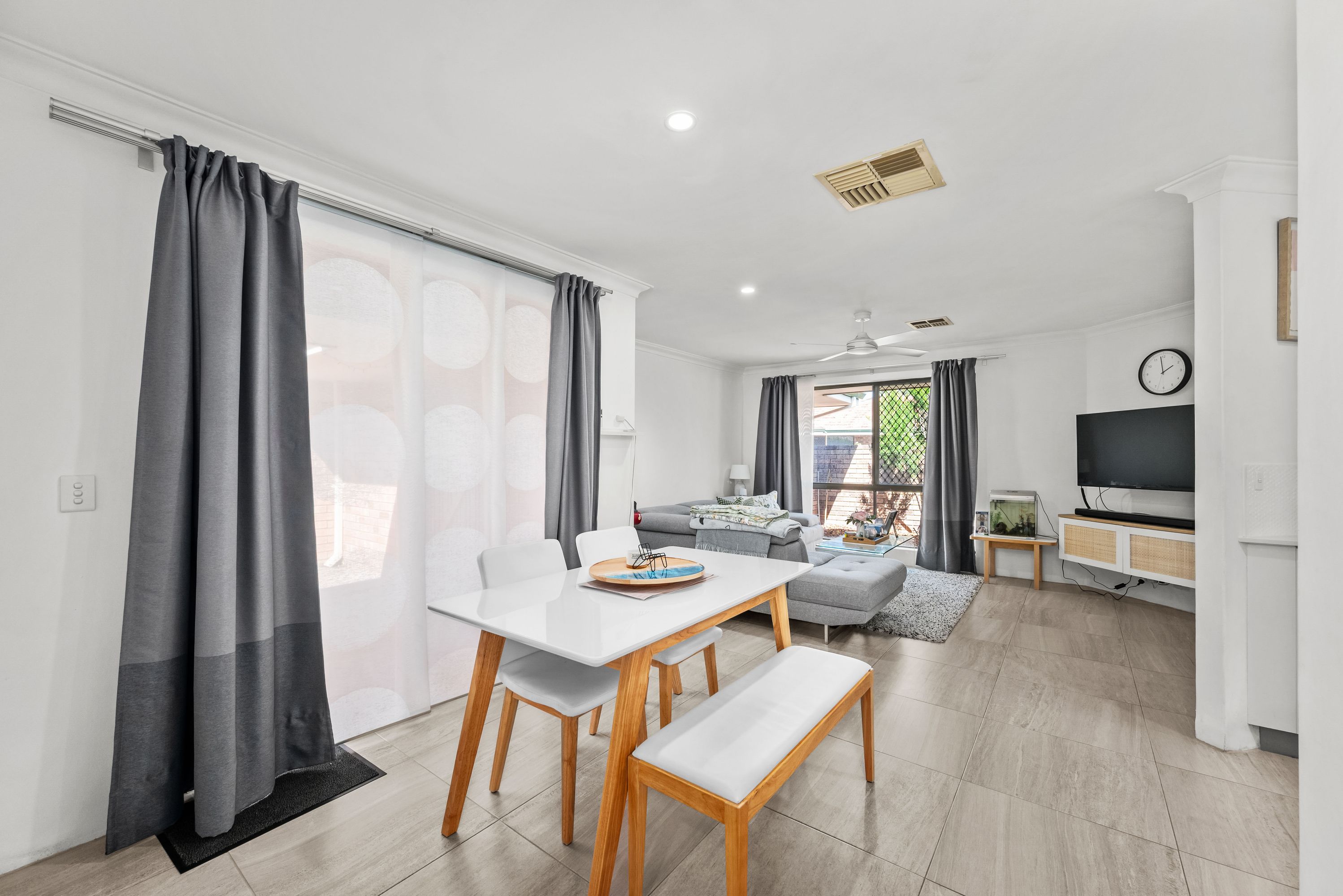 43 Dealy Close, Cannington - Thumbnail 3