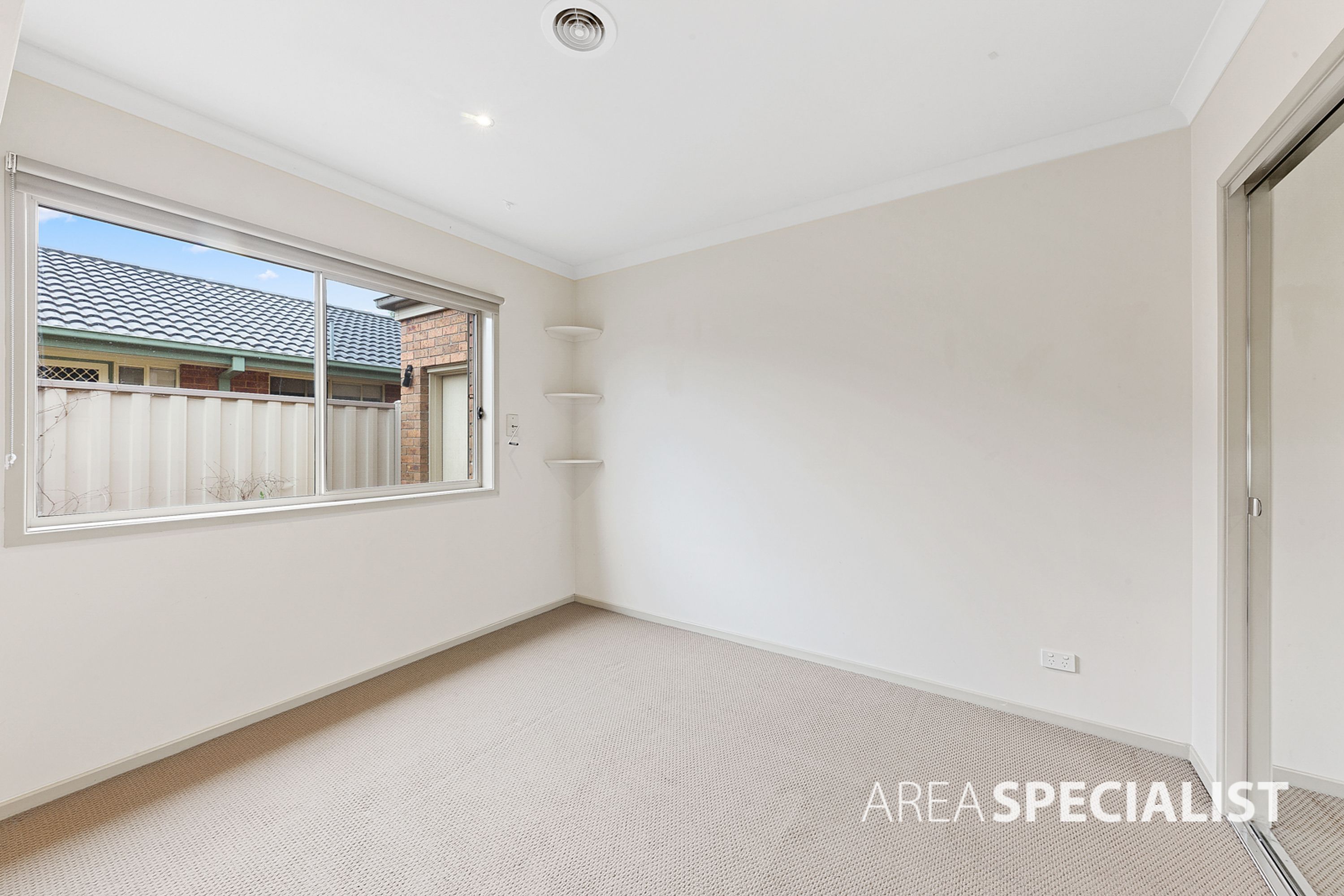 12 Jim Clay Avenue, Cairnlea VIC 3023, Cairnlea - Thumbnail 7