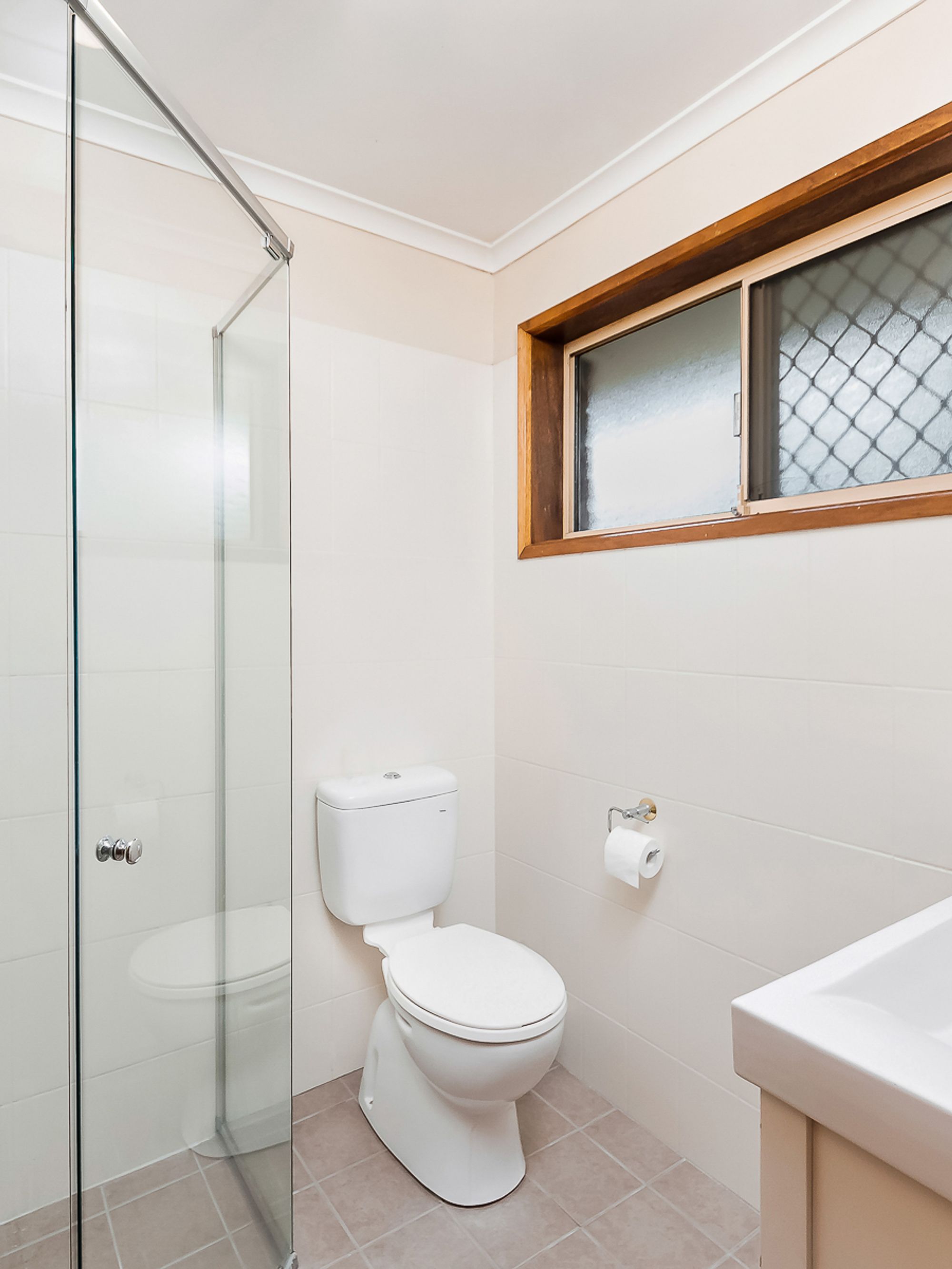 8 Knightsbridge Court, Happy Valley, SA 5159, Happy Valley - Thumbnail 4