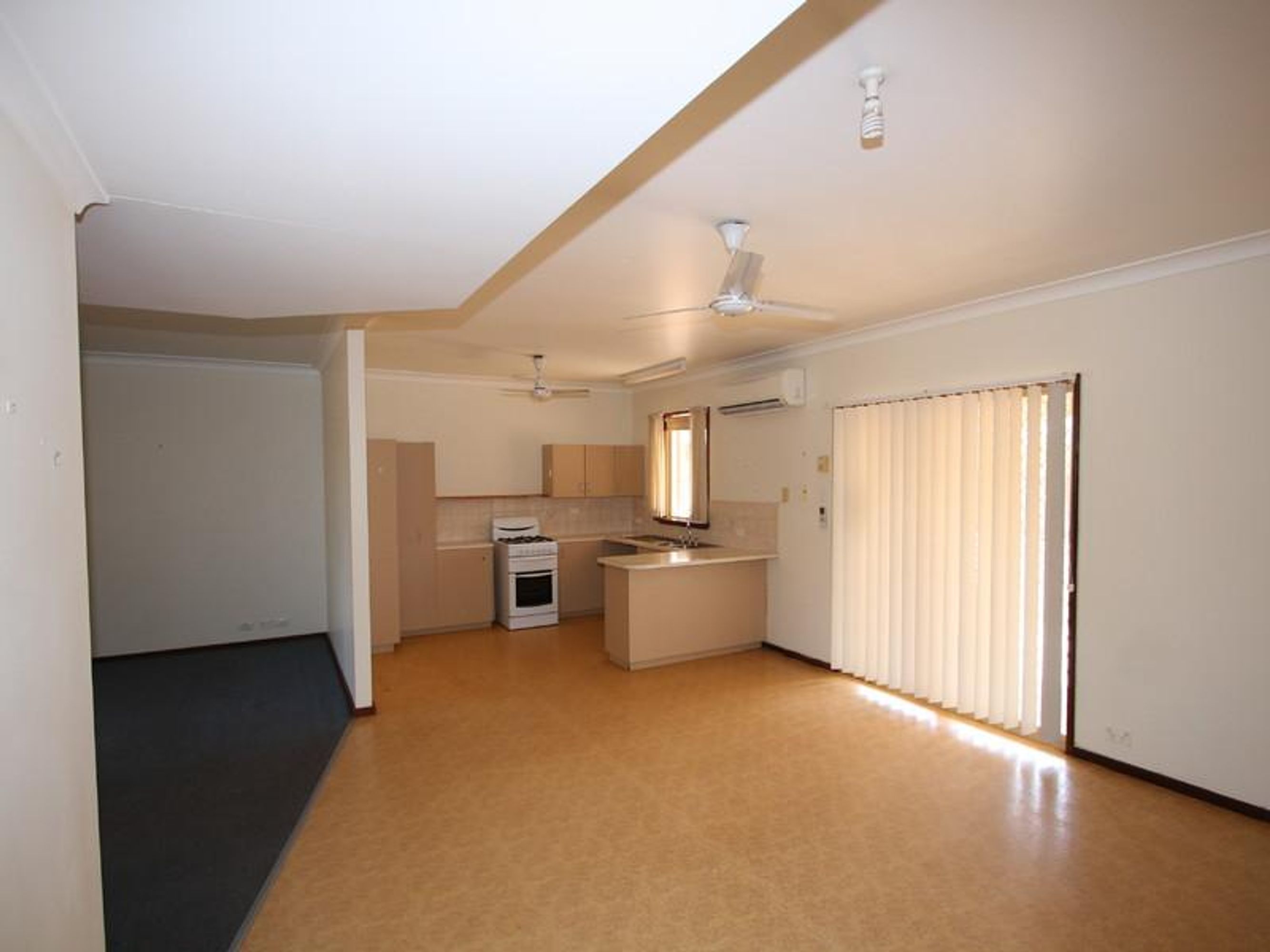 11 Yanderra Crescent, South Hedland, South Hedland - Thumbnail 6