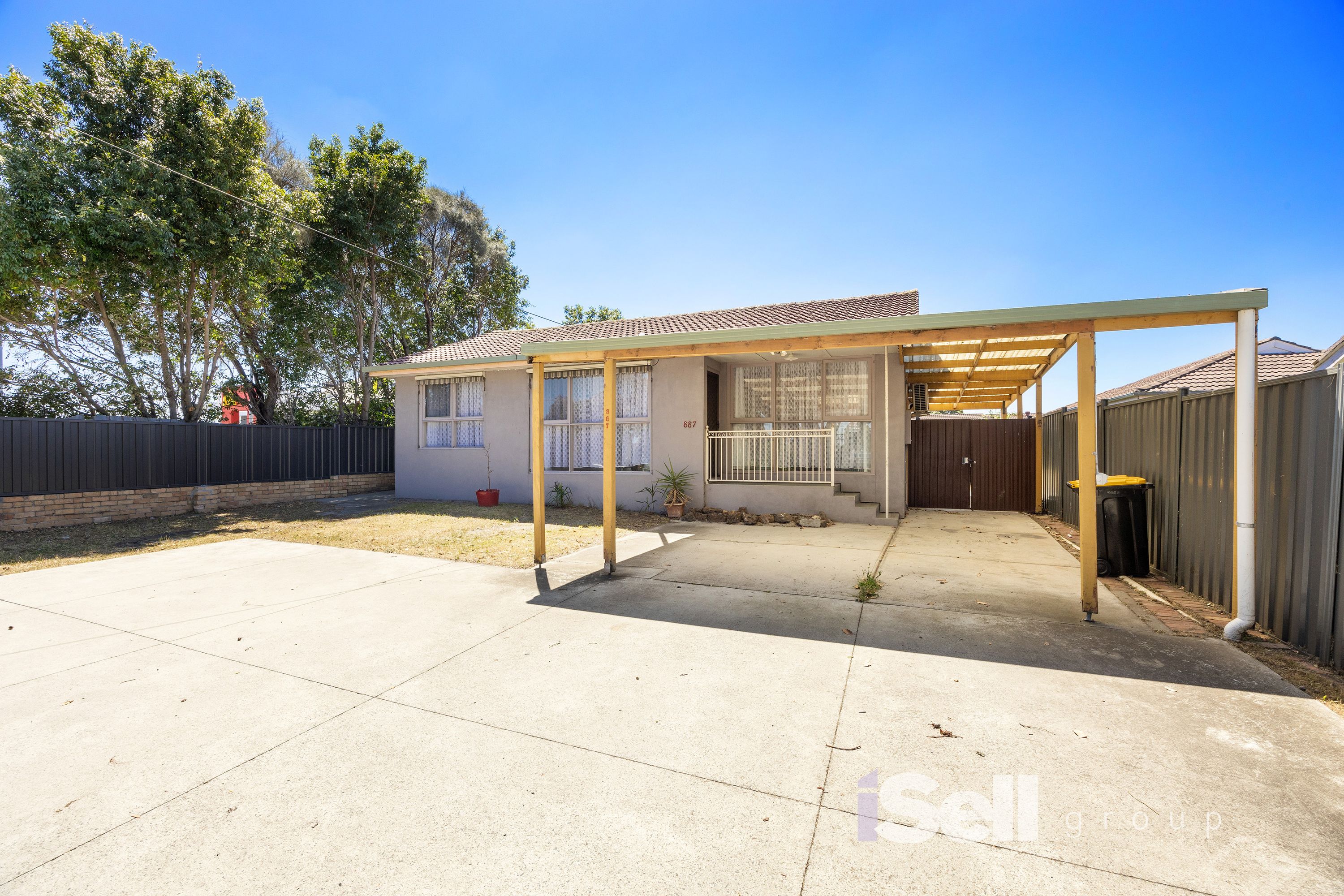 887 Heatherton Rd