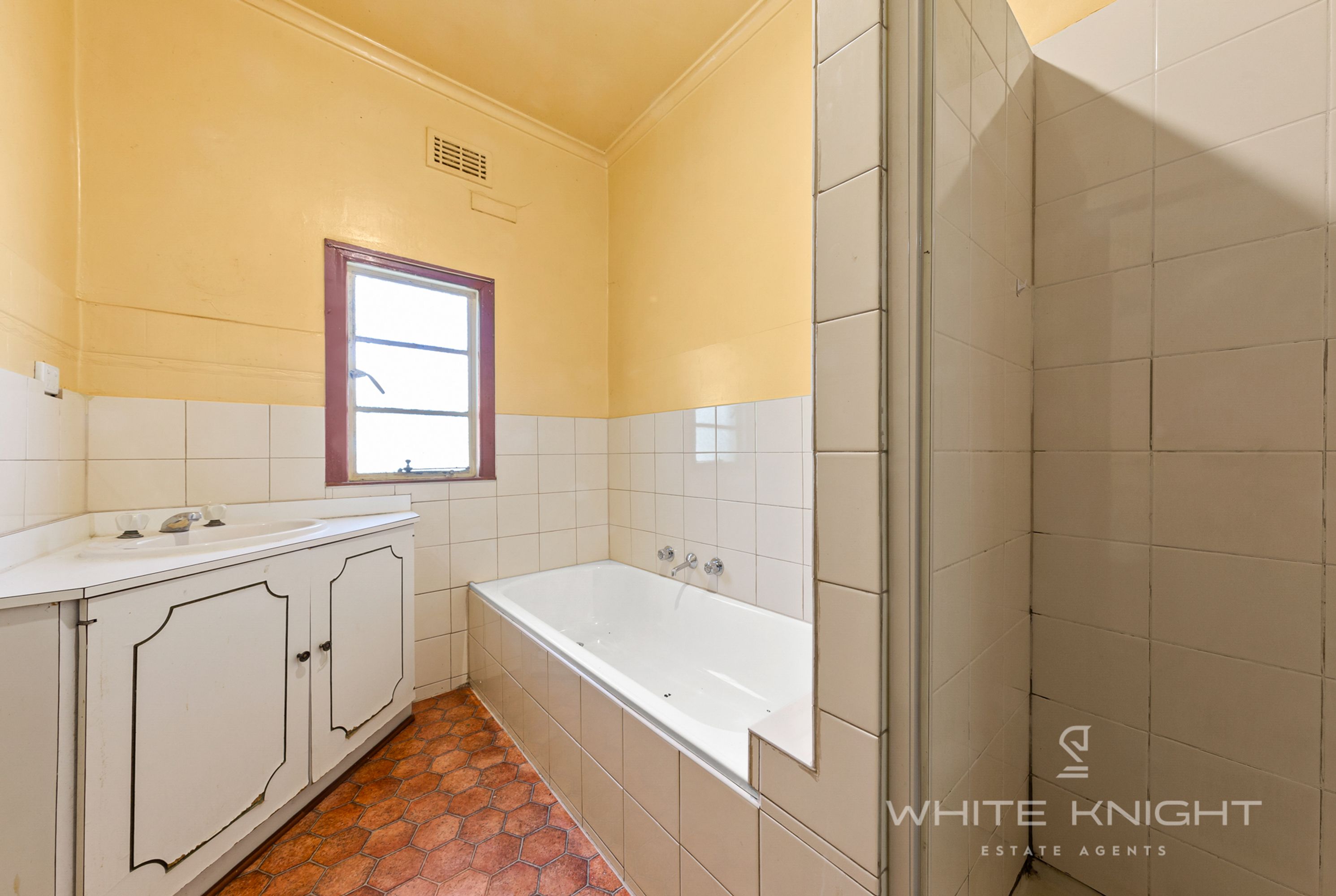 6 Collins St, St Albans VIC 3021, St Albans - Thumbnail 4