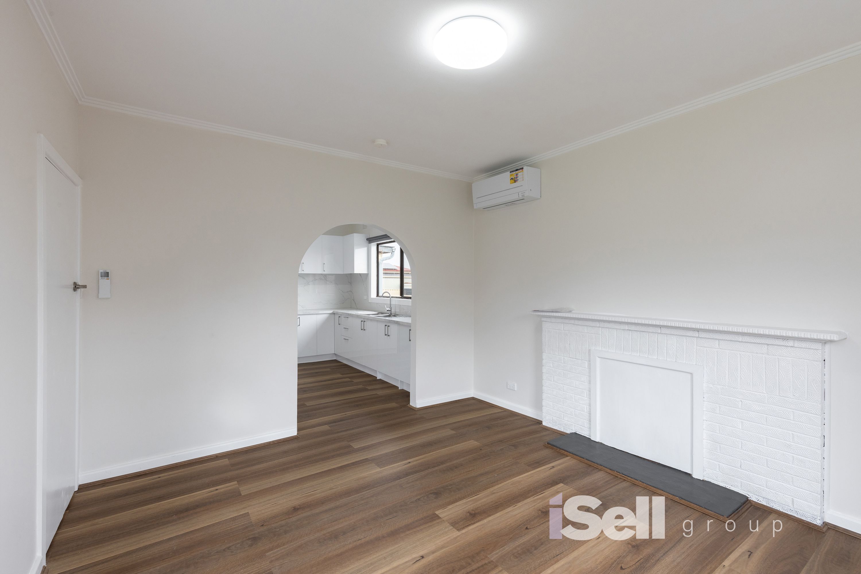 2 Moncur Ave, Springvale - Thumbnail 3
