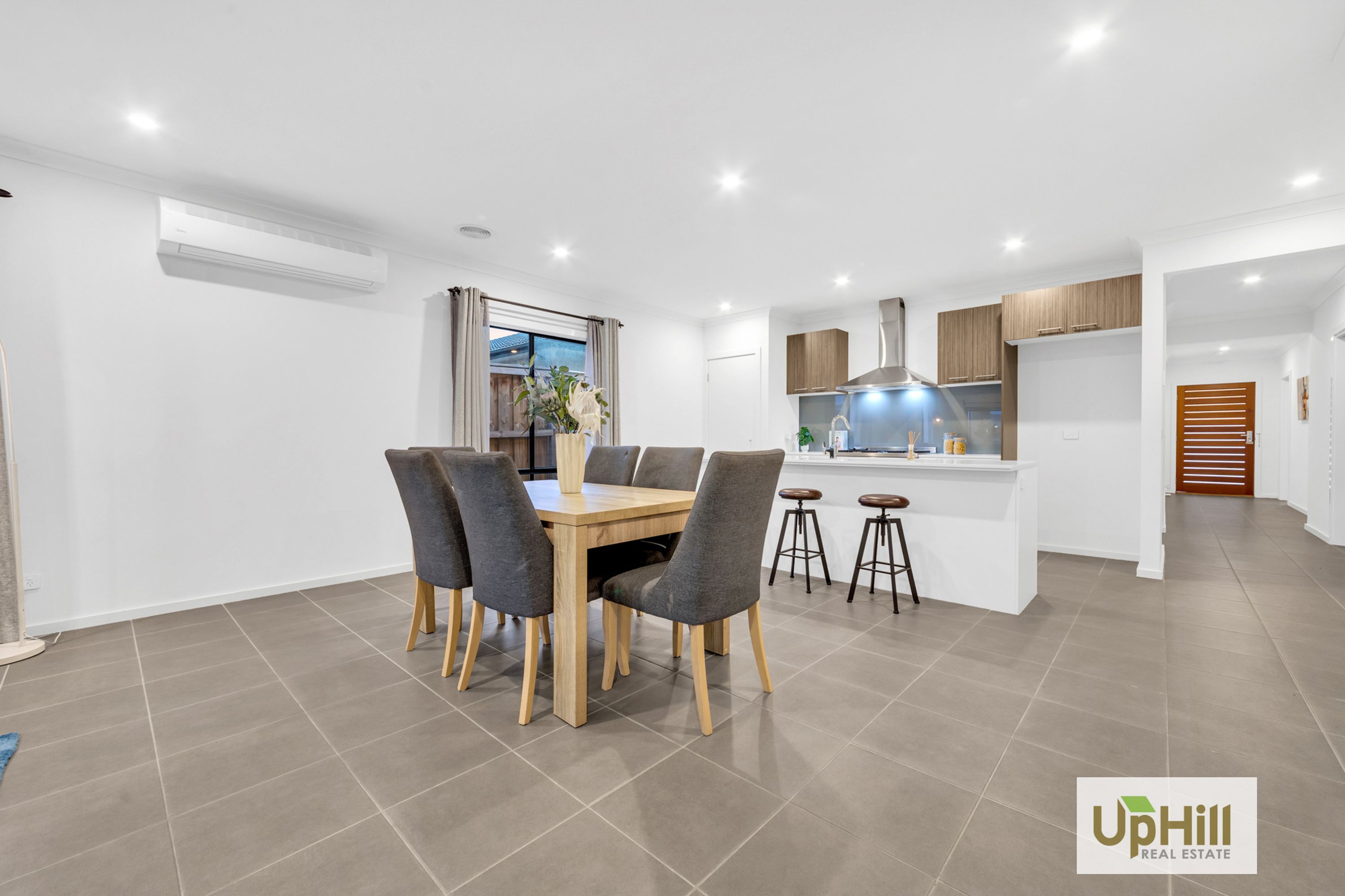 4 Castra Avenue, Clyde - Thumbnail 8