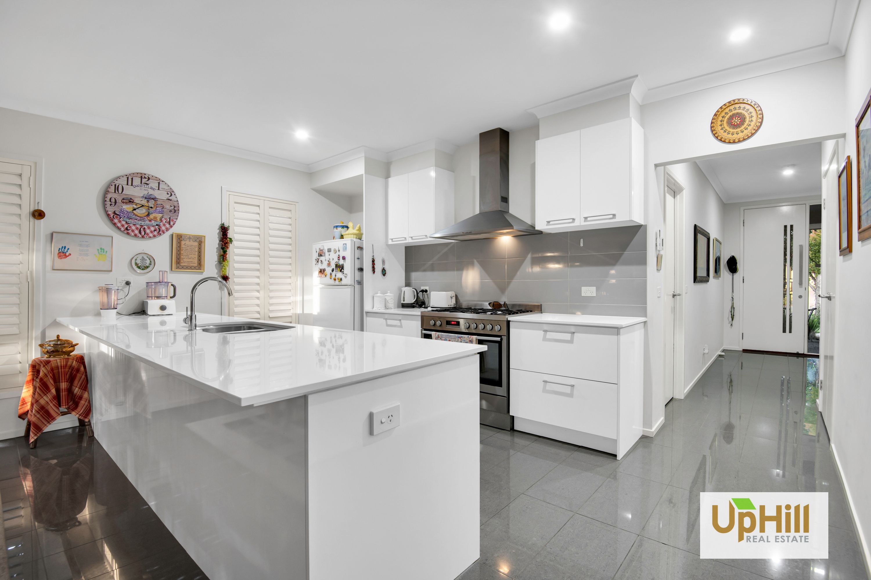 20 Forest Drive, Clyde North - Thumbnail 3
