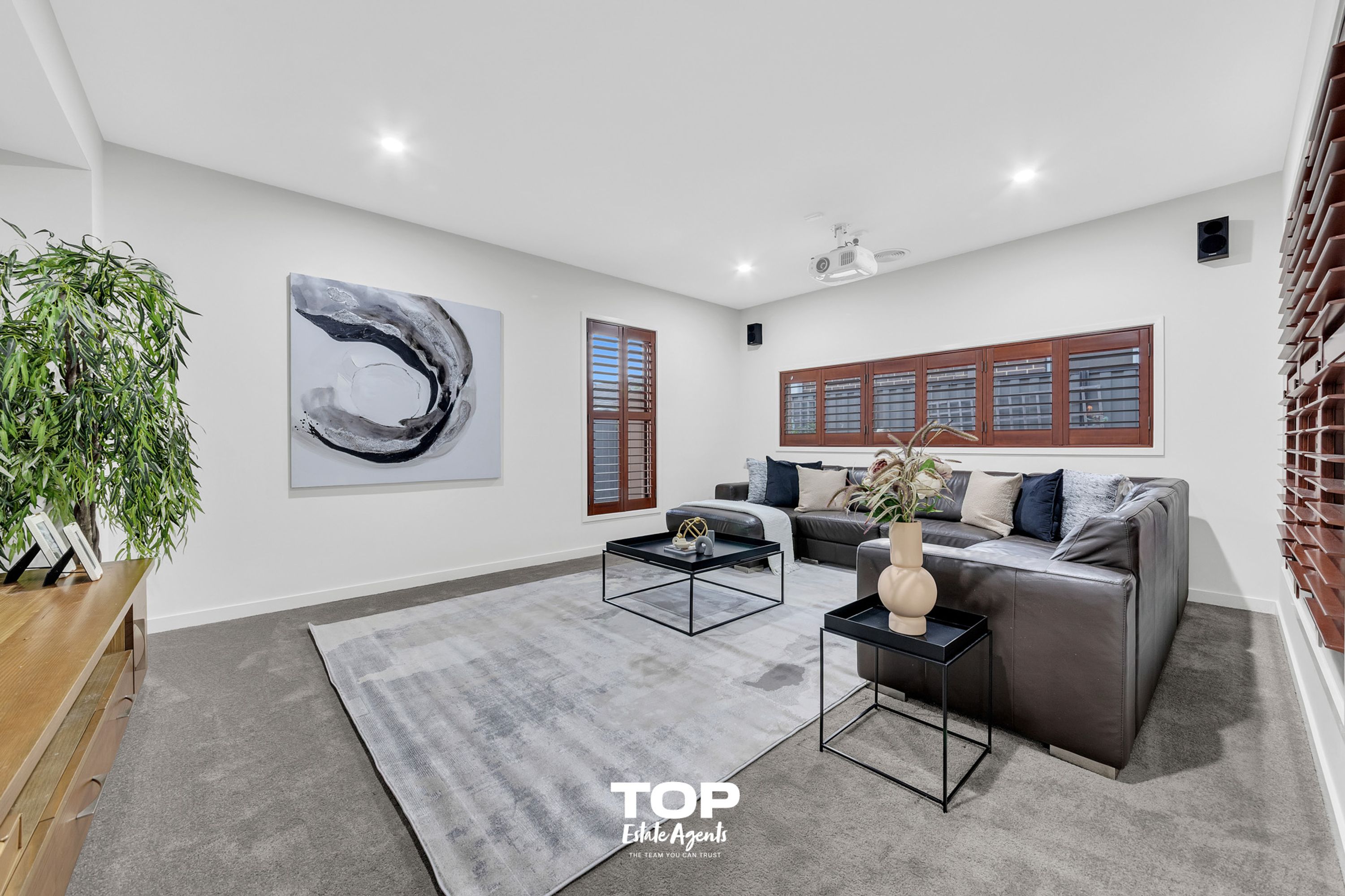 34 Glenrose Boulevard, Clyde North - Thumbnail 6