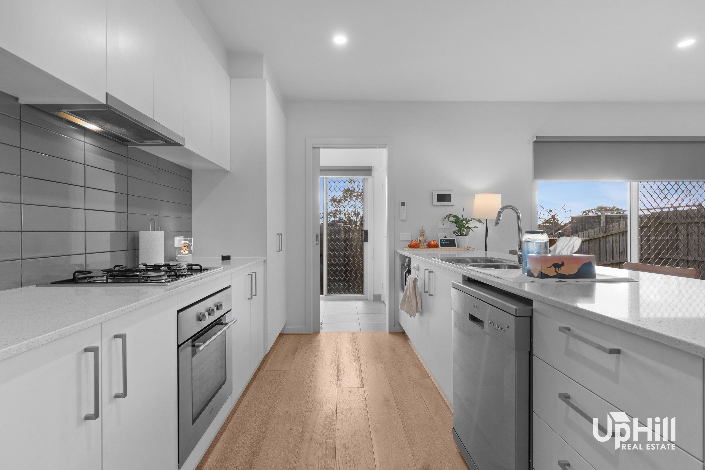 4 Sunnyoaks Lane, Hampton Park - Thumbnail 5
