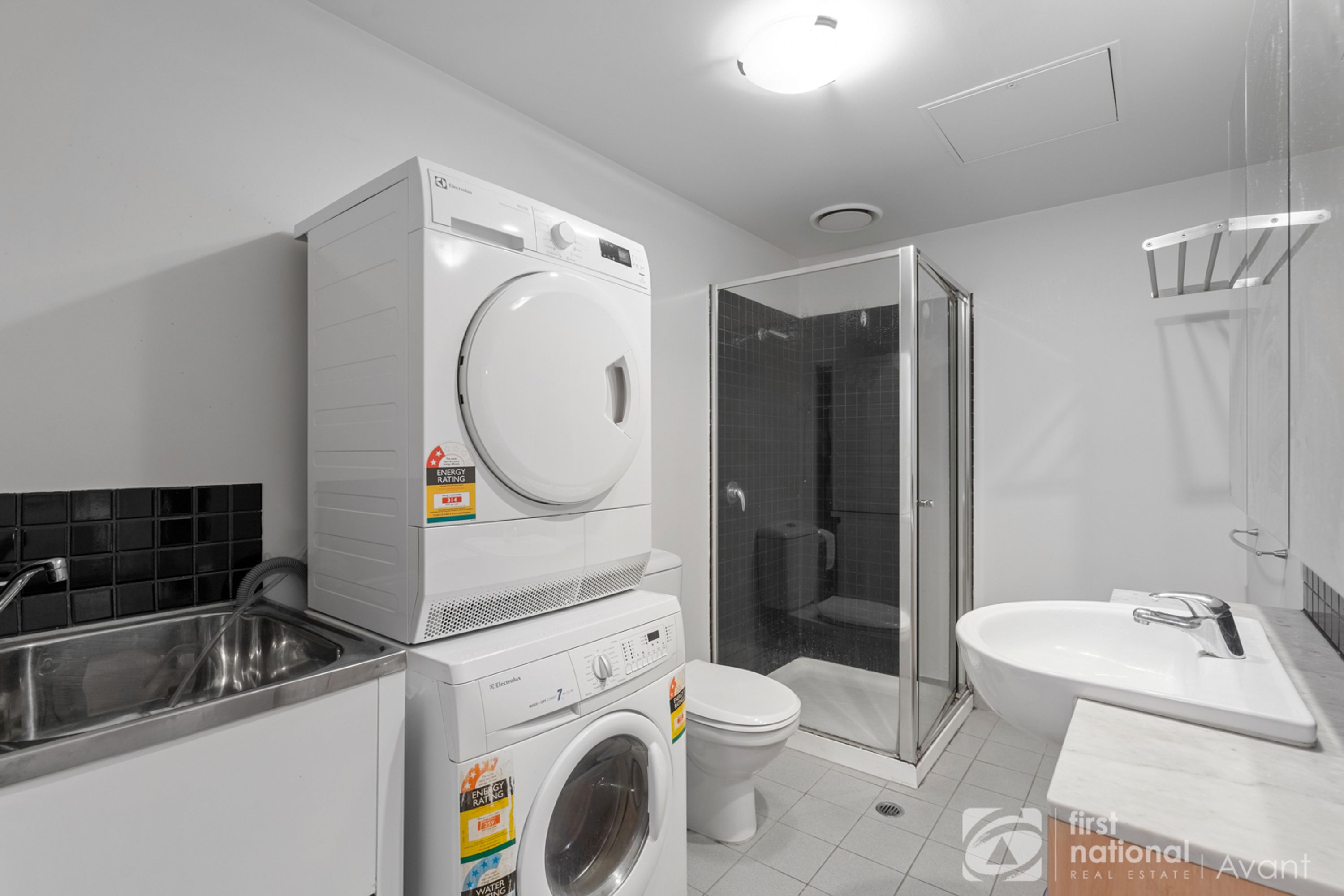 1708/87 Franklin Street, Melbourne - Thumbnail 7