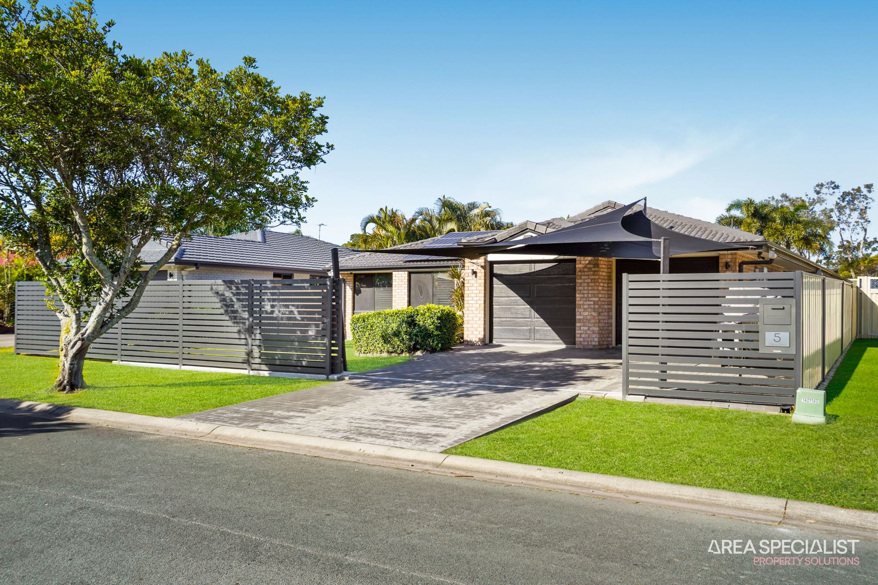 5 Osprey Drive, Jacobs Well - Image 1
