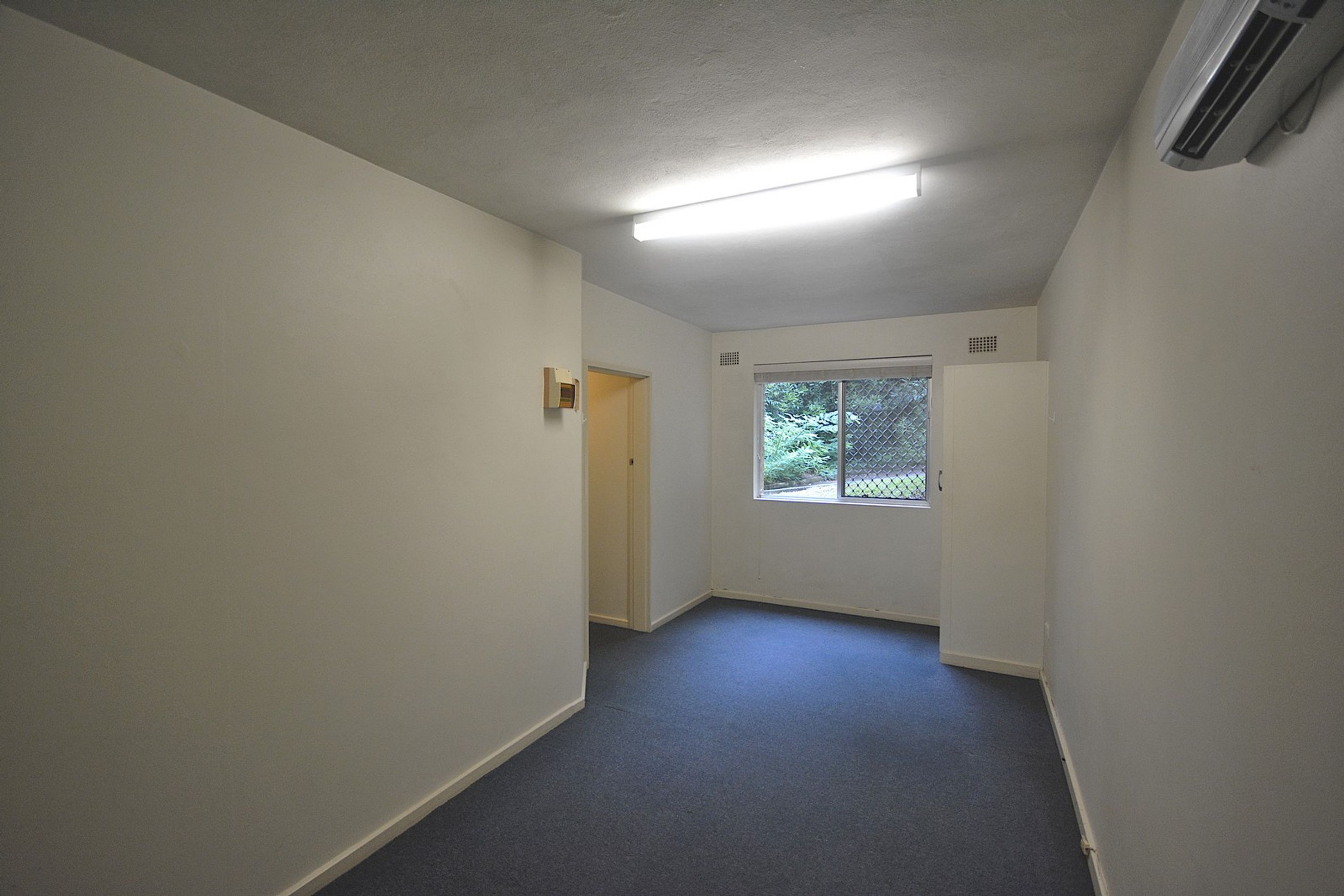 3/4 David Road, Springwood - Thumbnail 3