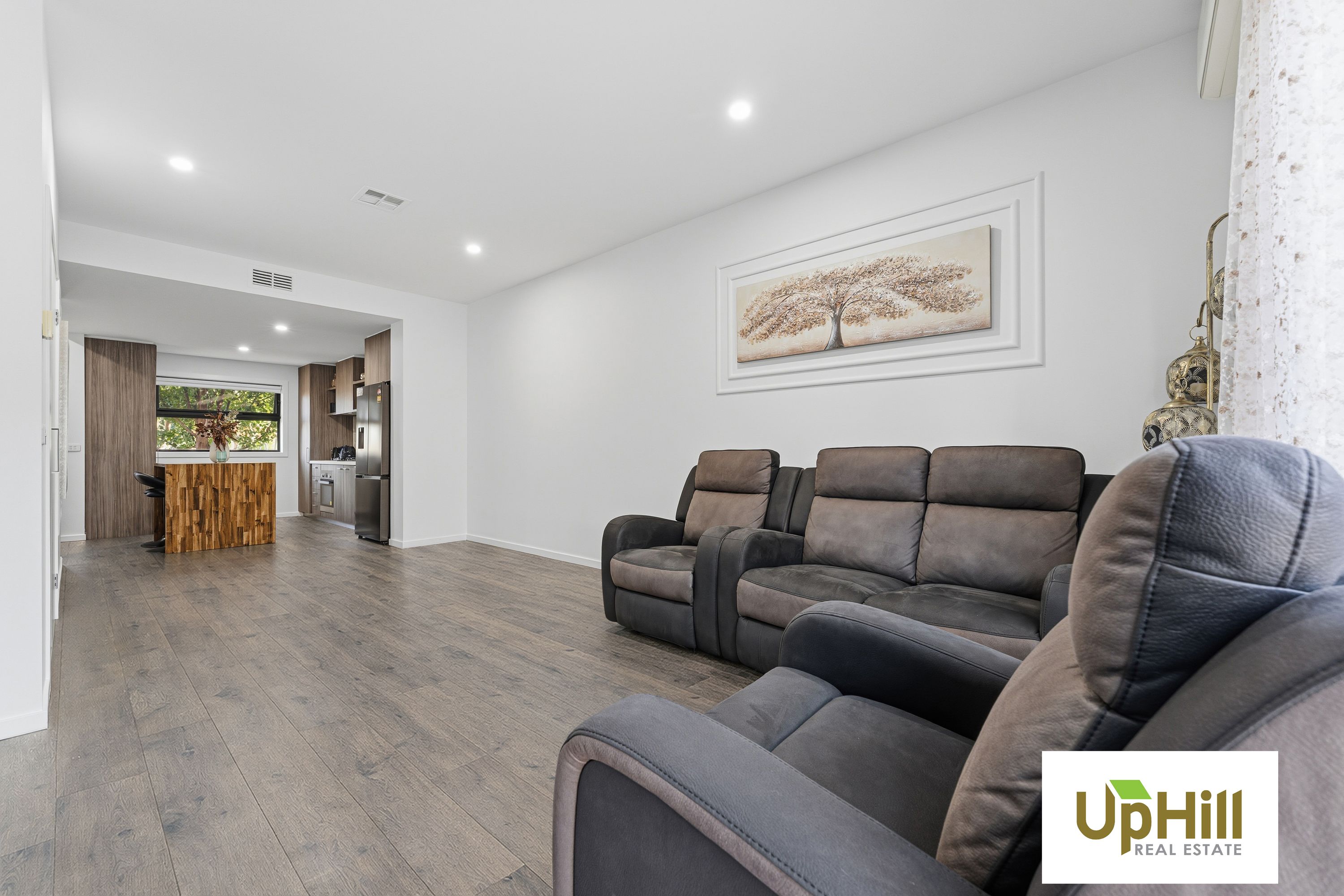 35 Villager Street, Cranbourne East - Thumbnail 5