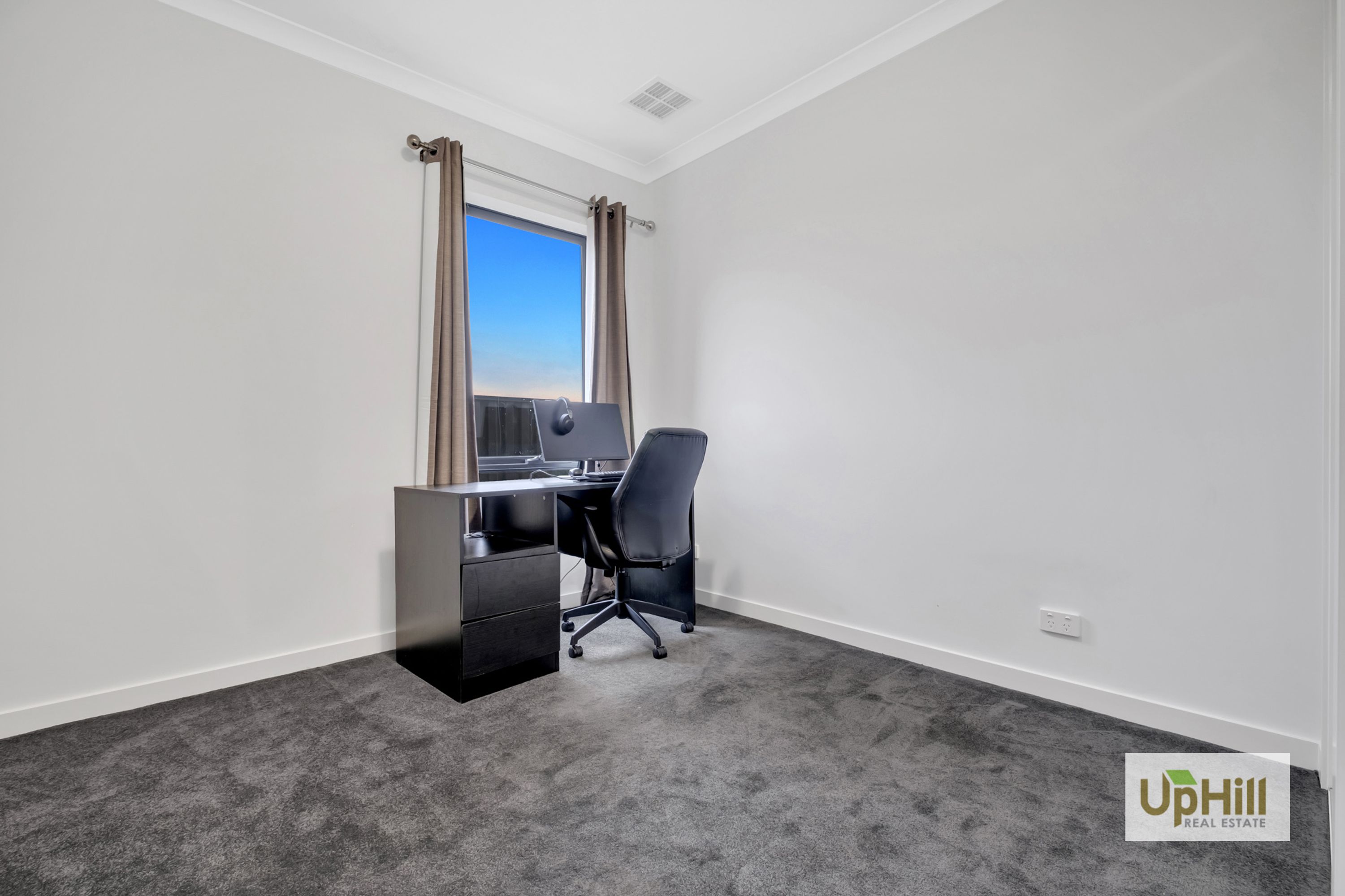 19 Merribrook Boulevard, Clyde - Thumbnail 8