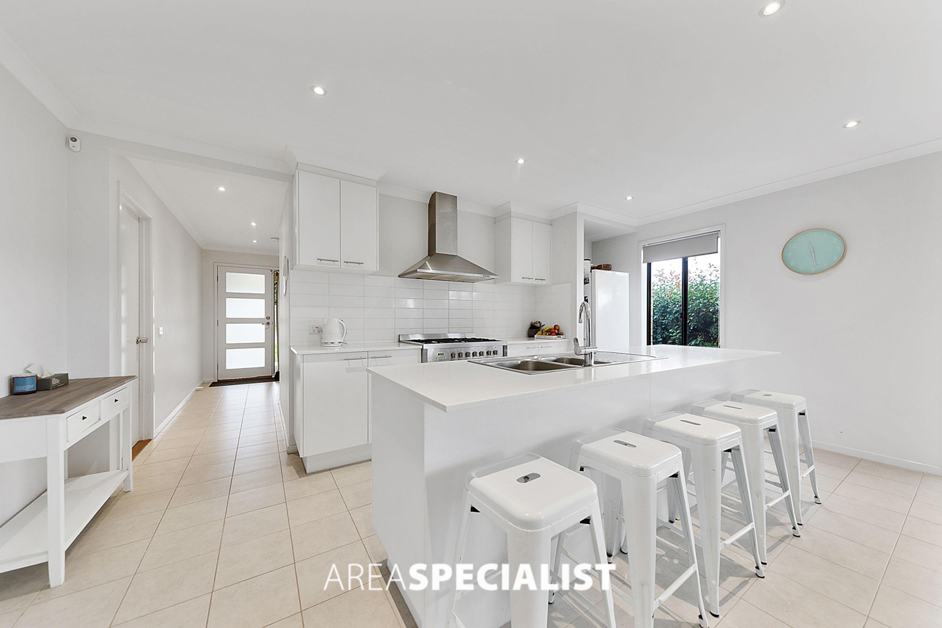 2 Allan Close, Pakenham, Pakenham - Thumbnail 3