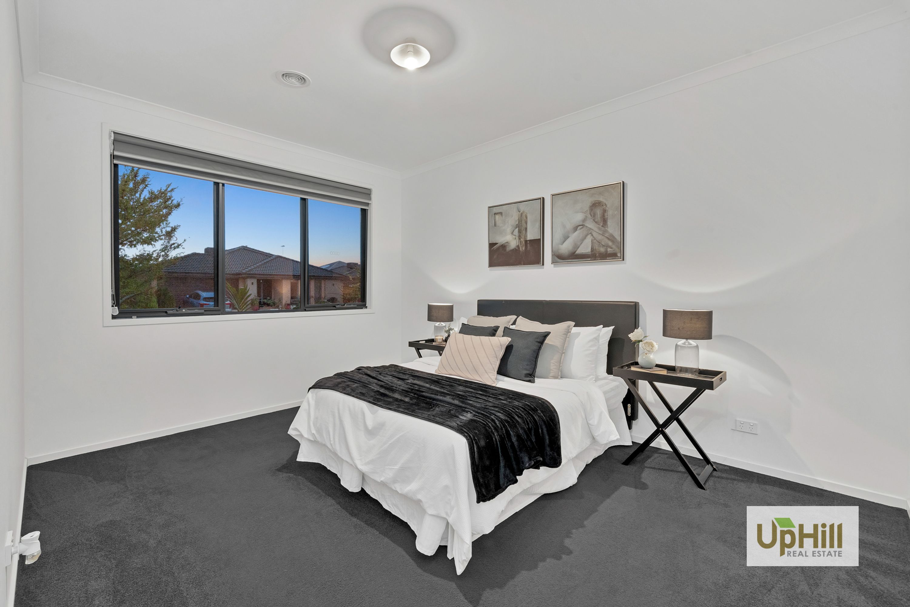17 Gilcambon Way, Clyde North - Thumbnail 4