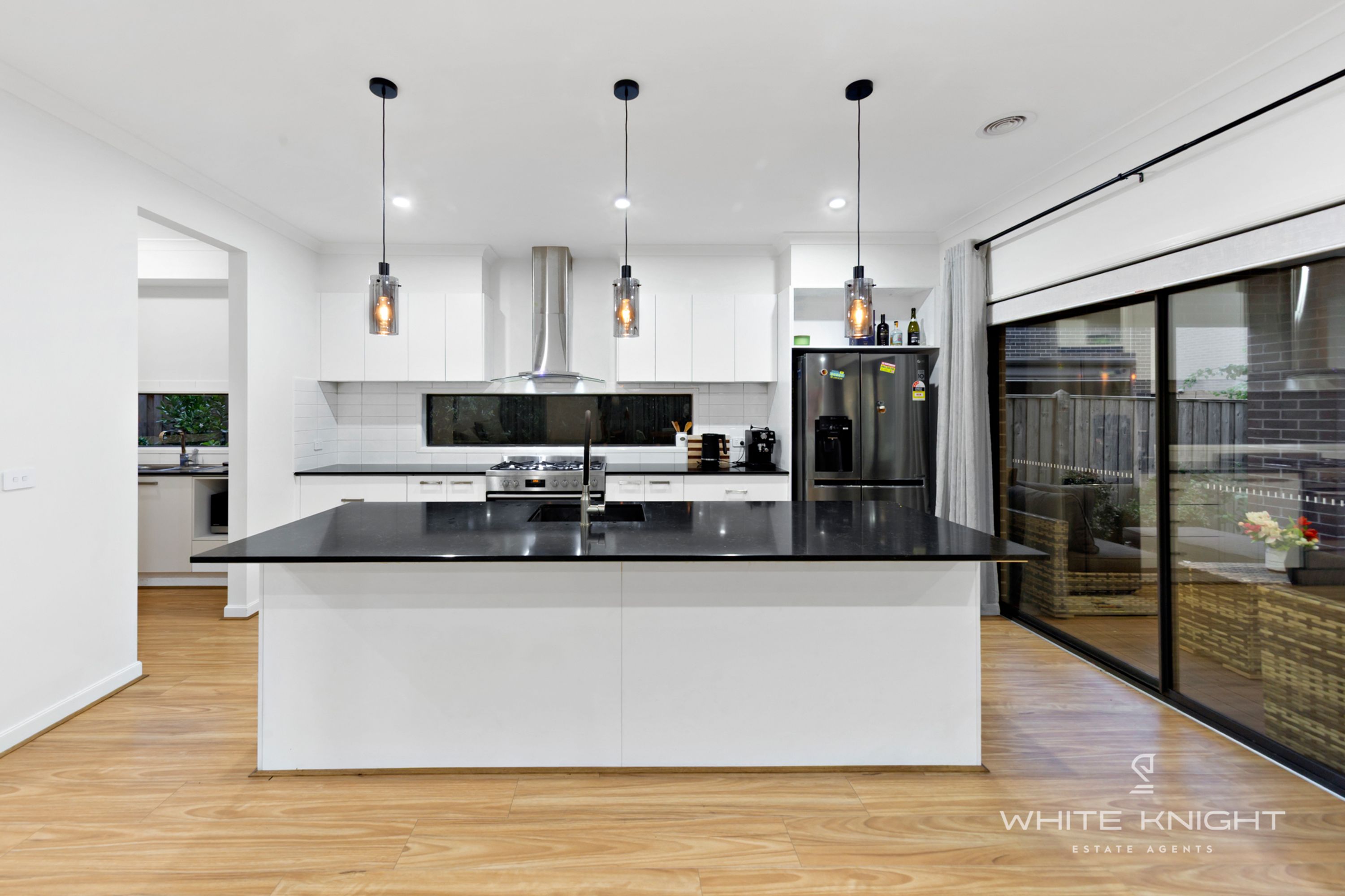16 Stead Circuit, Burnside VIC 3023, Burnside - Thumbnail 3