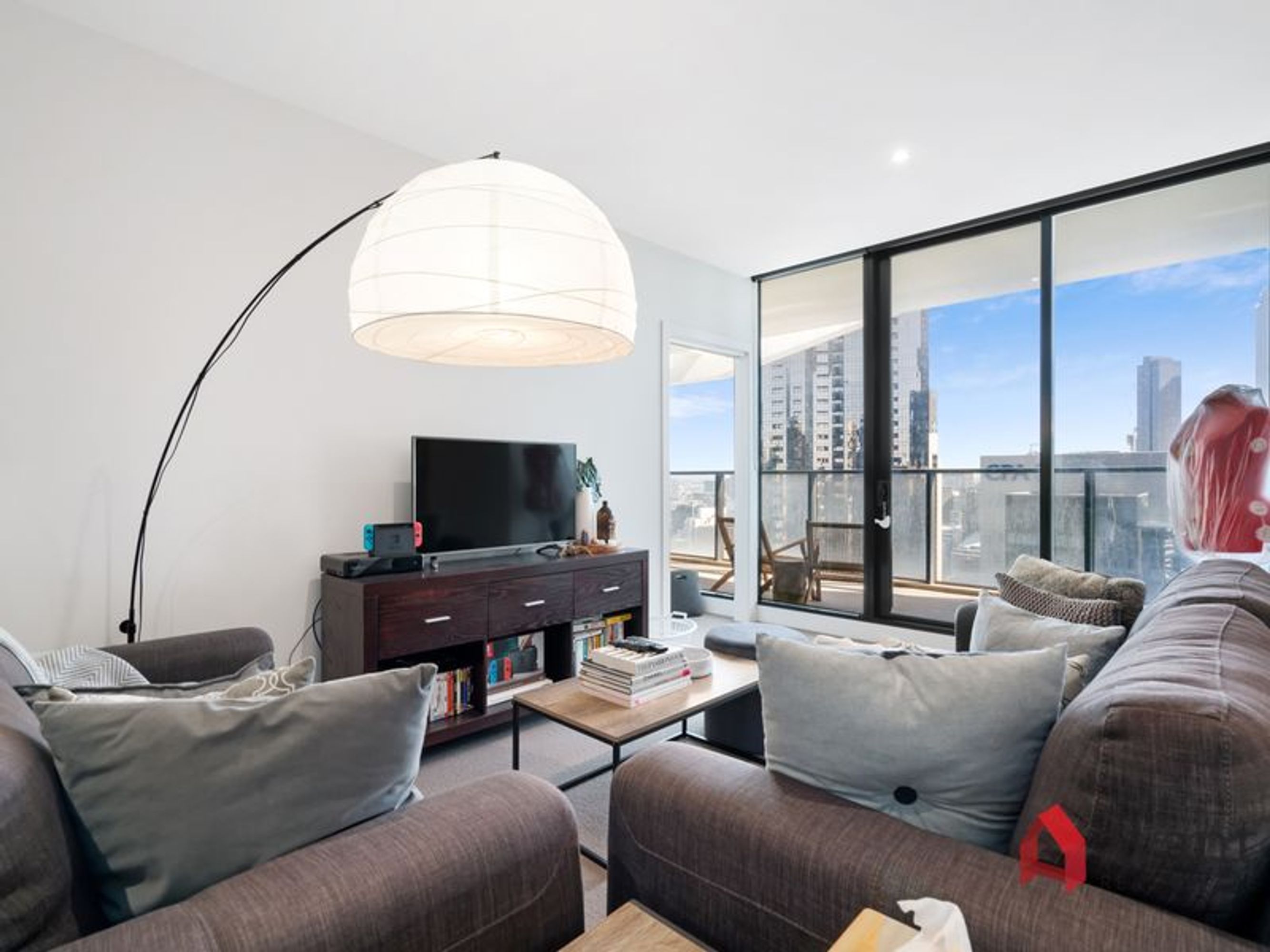 3302/135-139 City Road, Southbank - Thumbnail 3