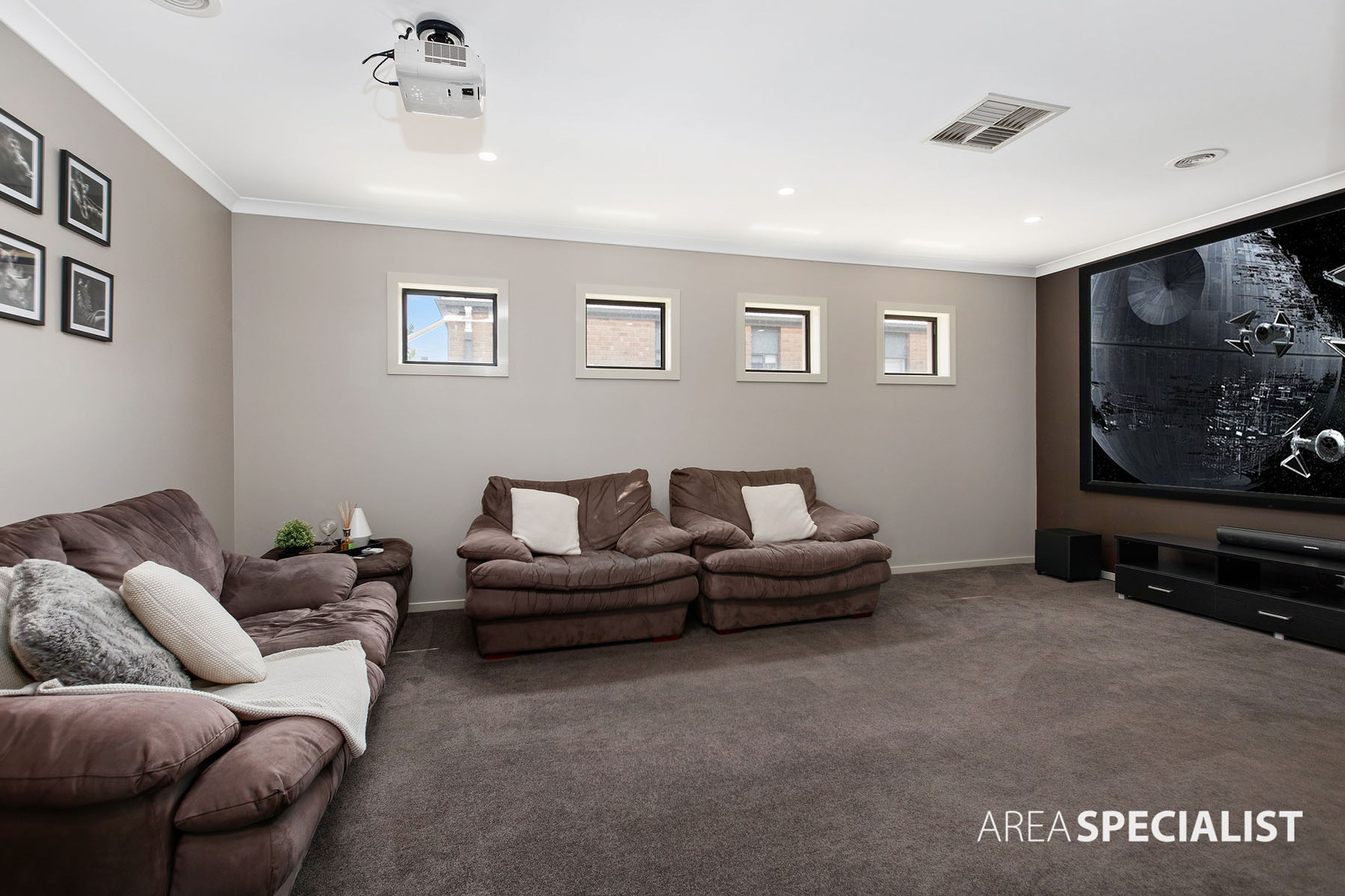 26 Pro Hart Way, Caroline Springs VIC 3023, Caroline Springs - Thumbnail 4