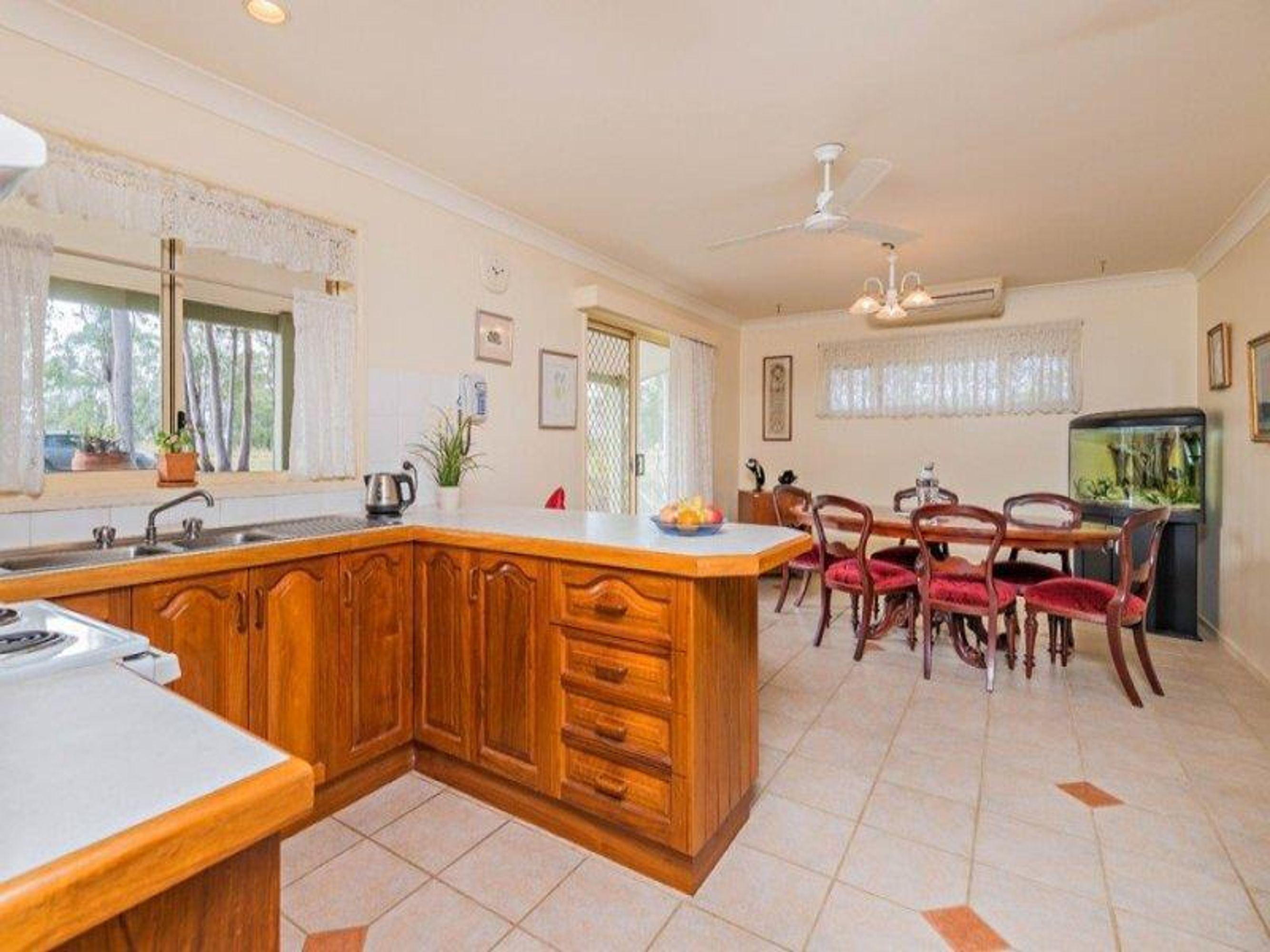 37 Hampton Road, Waterview Heights - Thumbnail 5