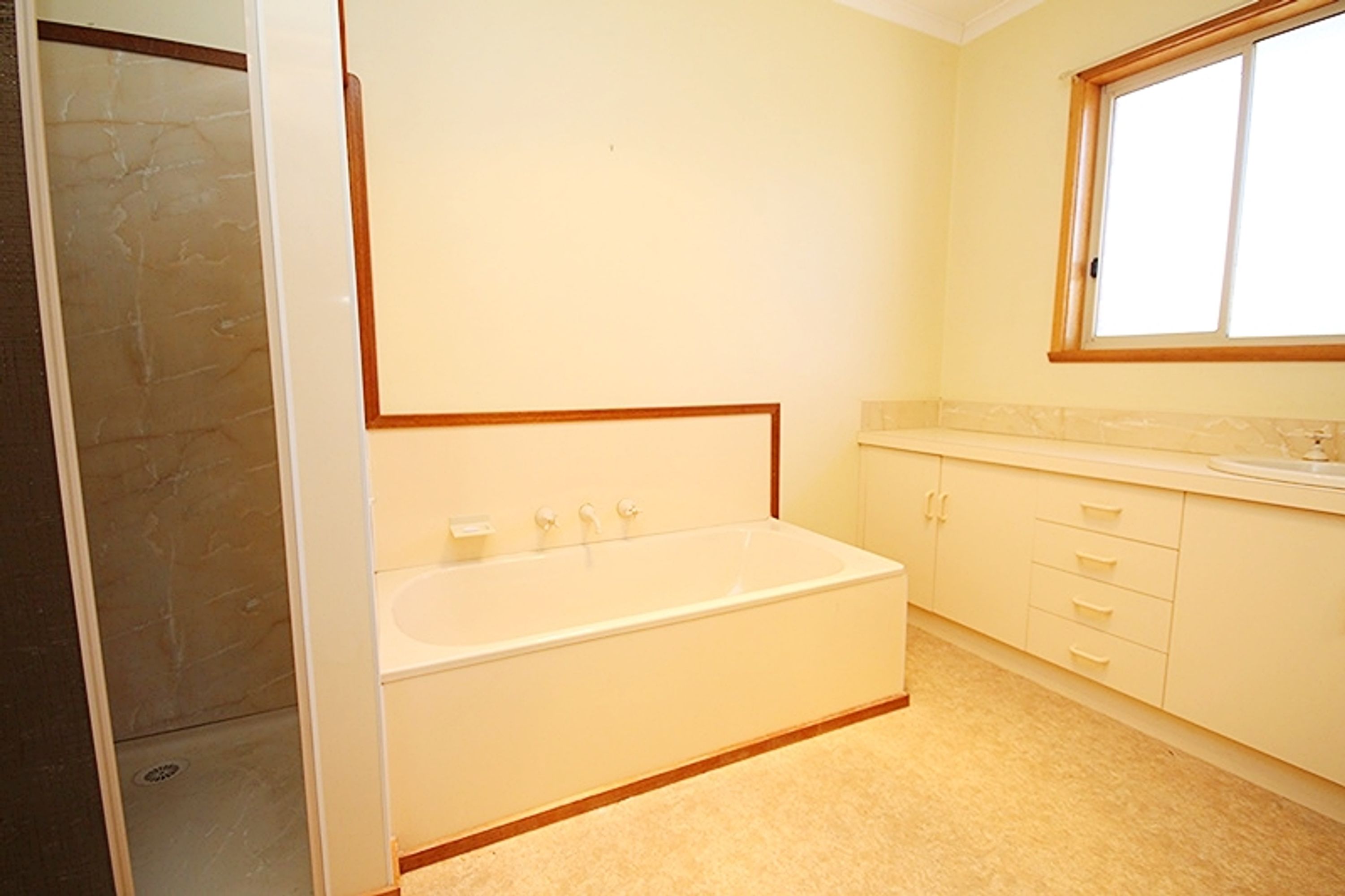 63 Wavell Street, Horsham VIC 3400, Horsham - Thumbnail 7