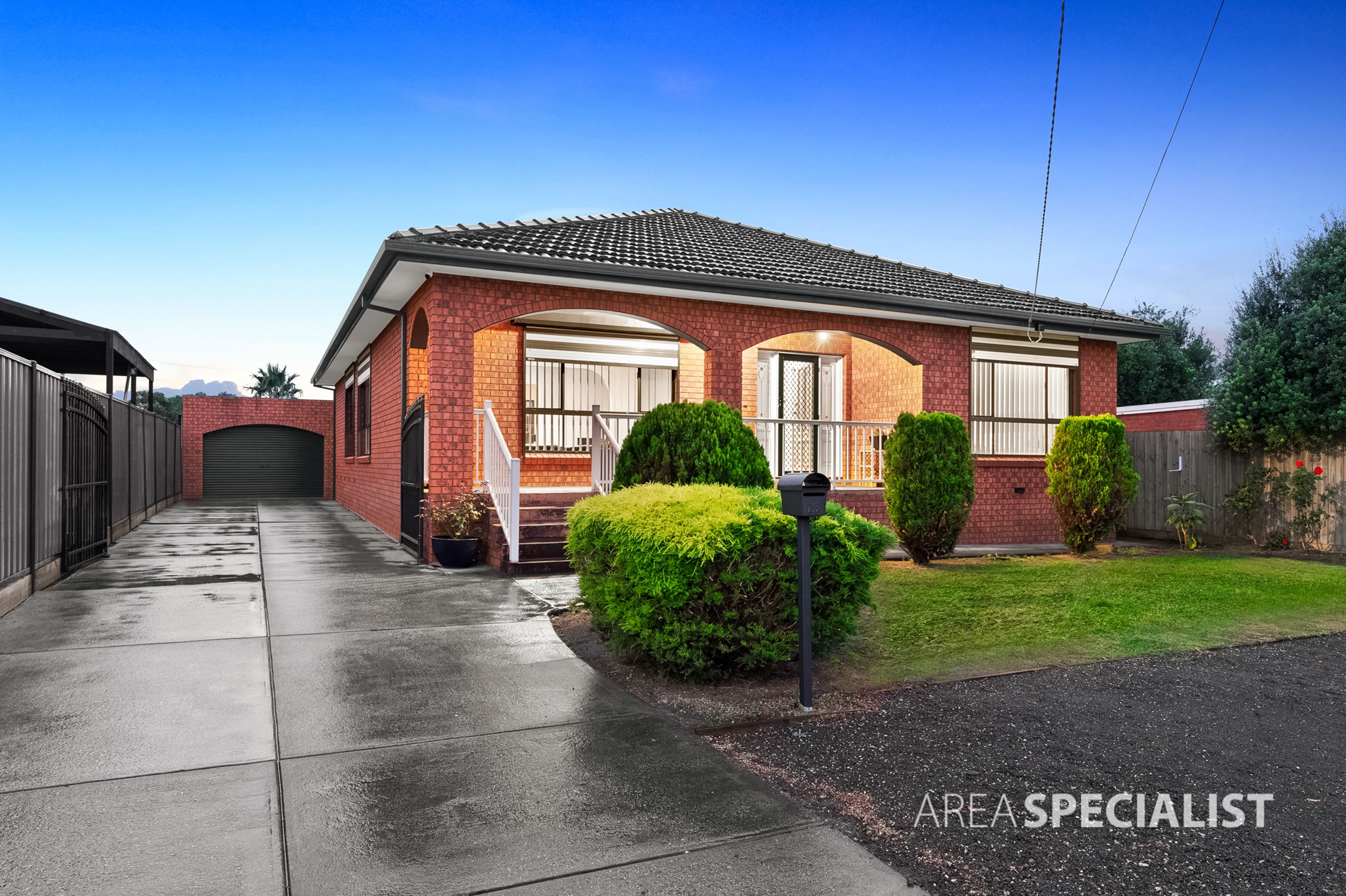 13 Heather Court, Hoppers Crossing VIC 3029, Hoppers Crossing - Thumbnail 2