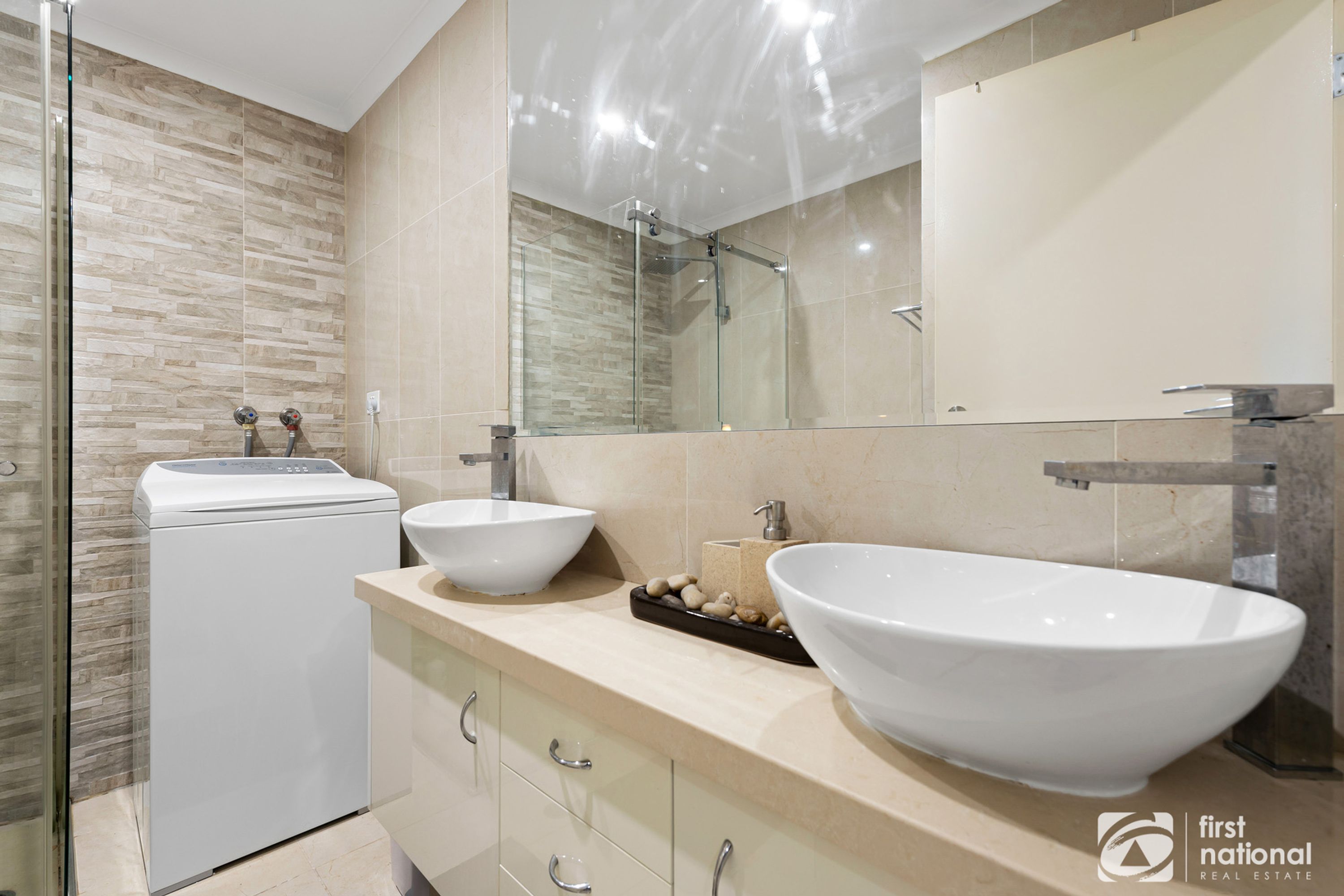 838/139 Lonsdale Street, Melbourne - Thumbnail 5