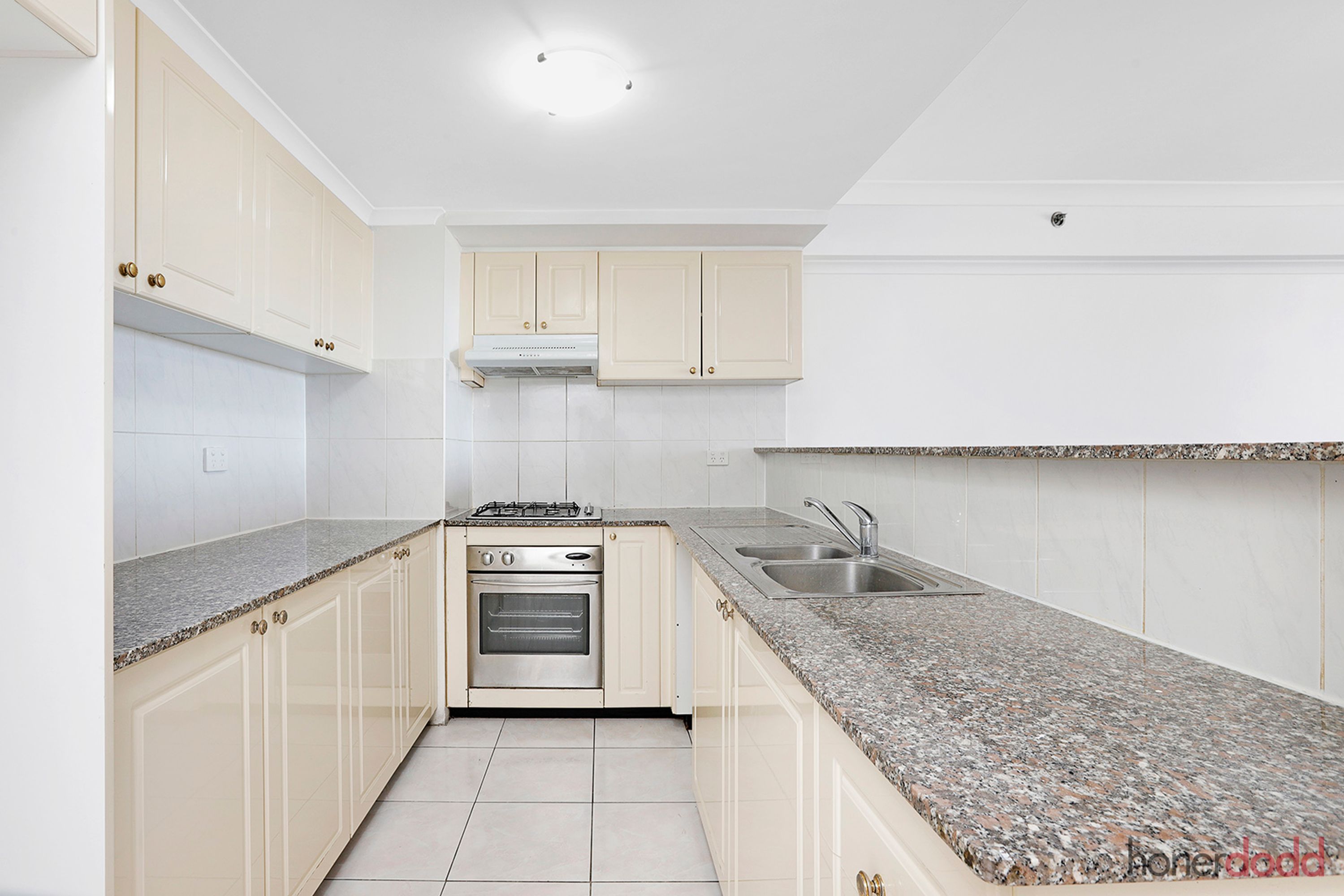 22/107-109 Forest Road, Hurstville, Hurstville - Thumbnail 3