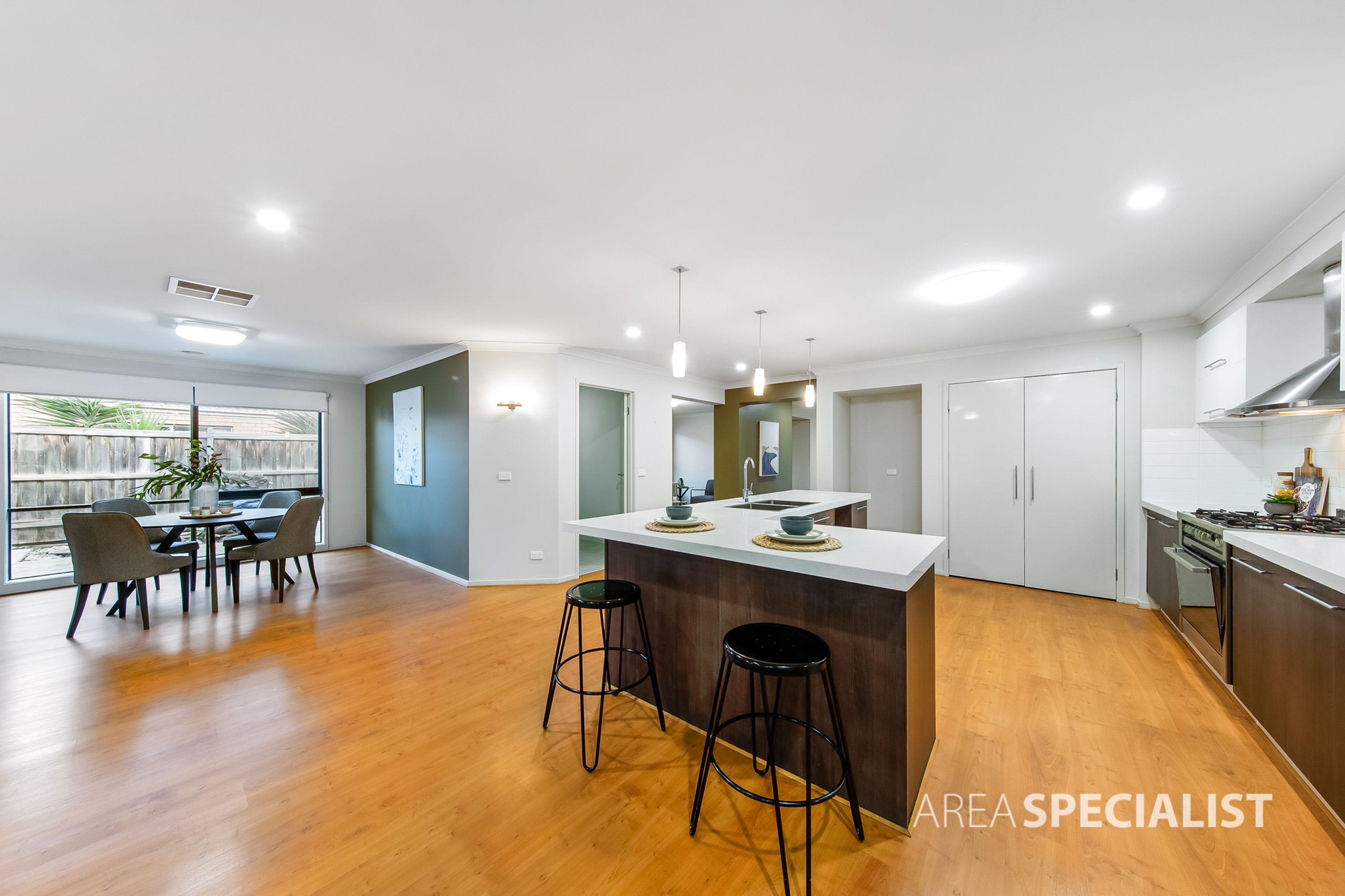 5 St James Close, Burnside Heights VIC 3023, Burnside Heights - Thumbnail 5