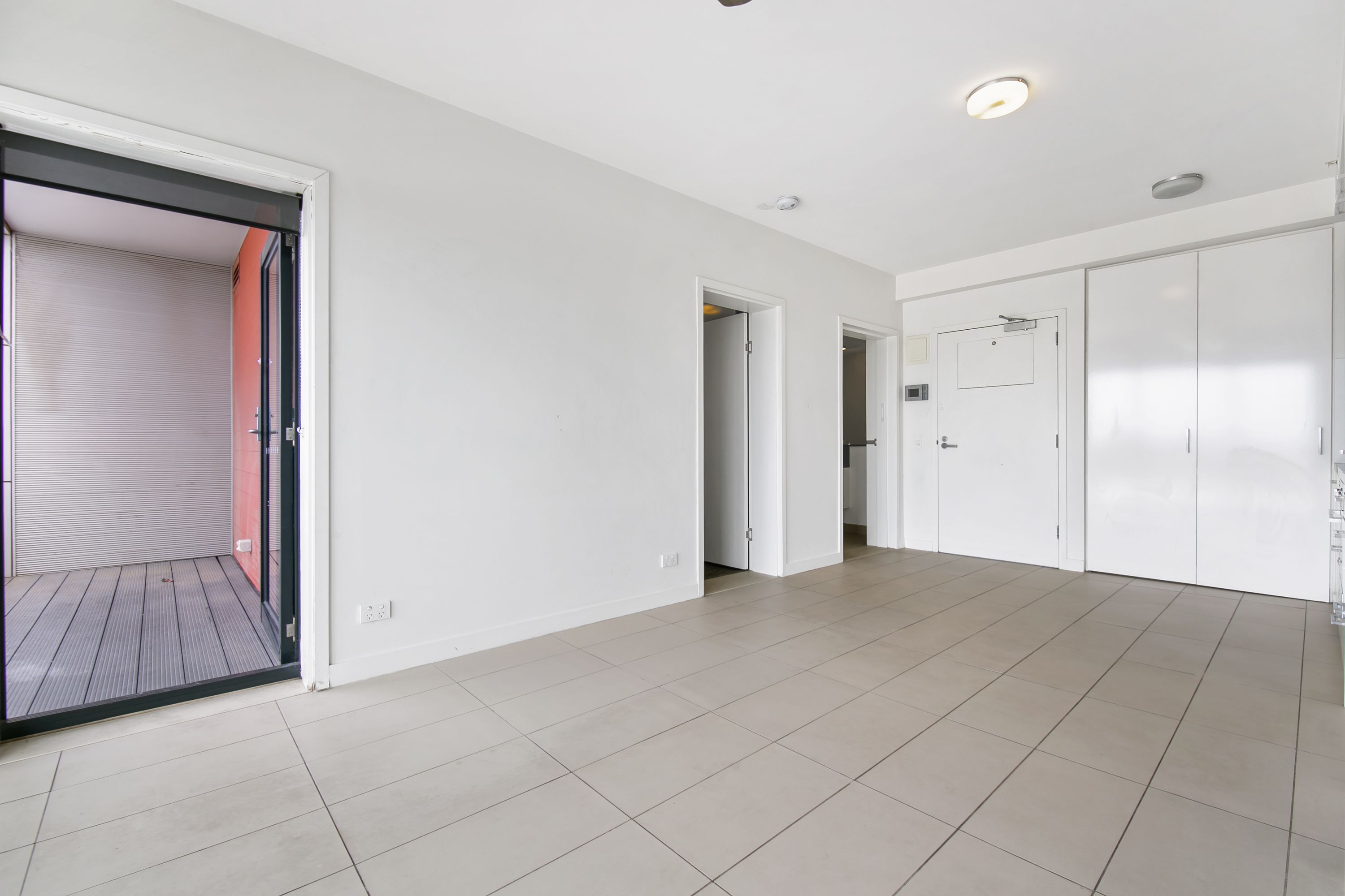 305/14-20 Nicholson Street, Coburg - Thumbnail 6