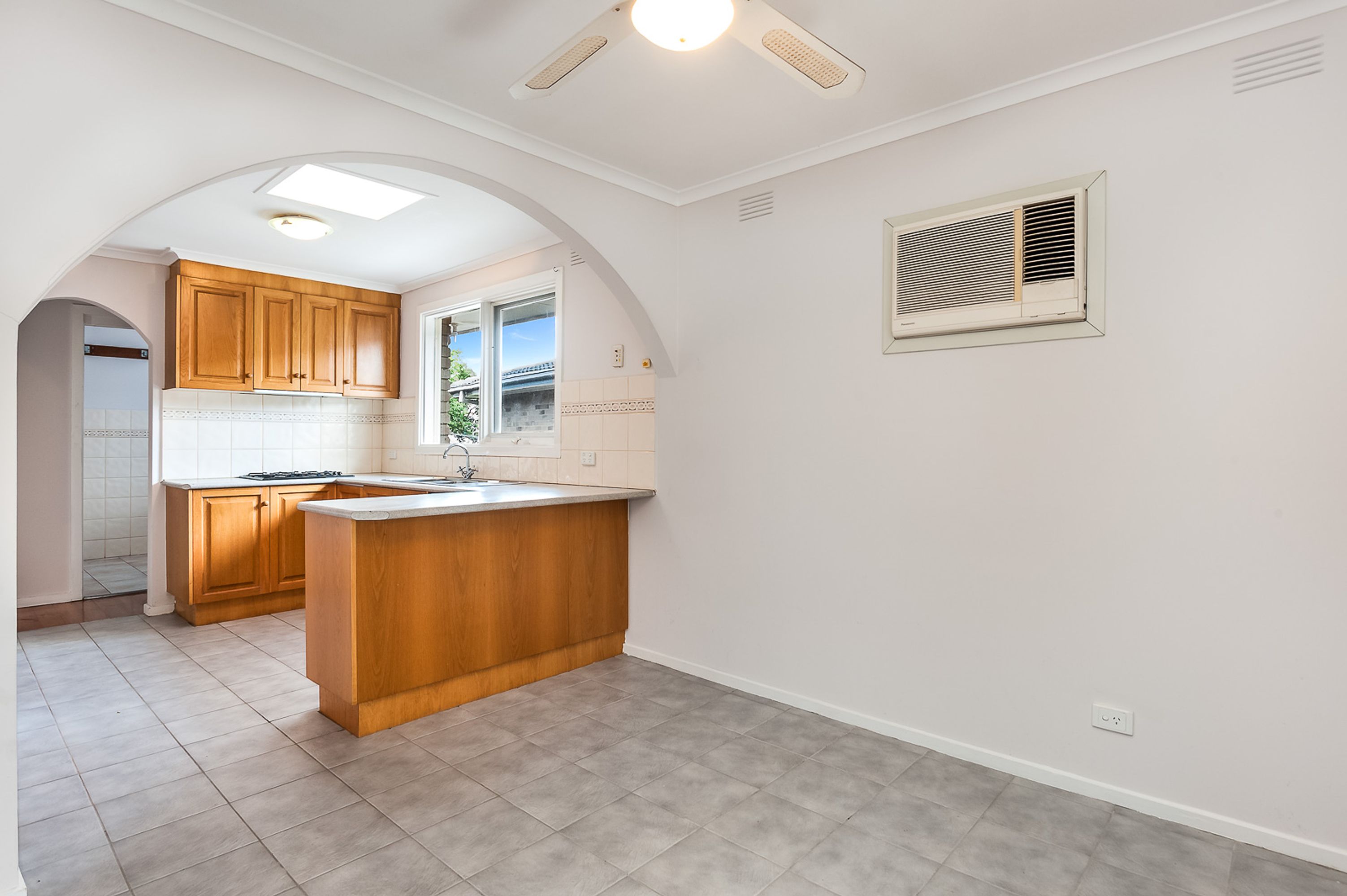 33 Hampstead Drive, Hoppers Crossing, VIC 3029, Hoppers Crossing - Thumbnail 4