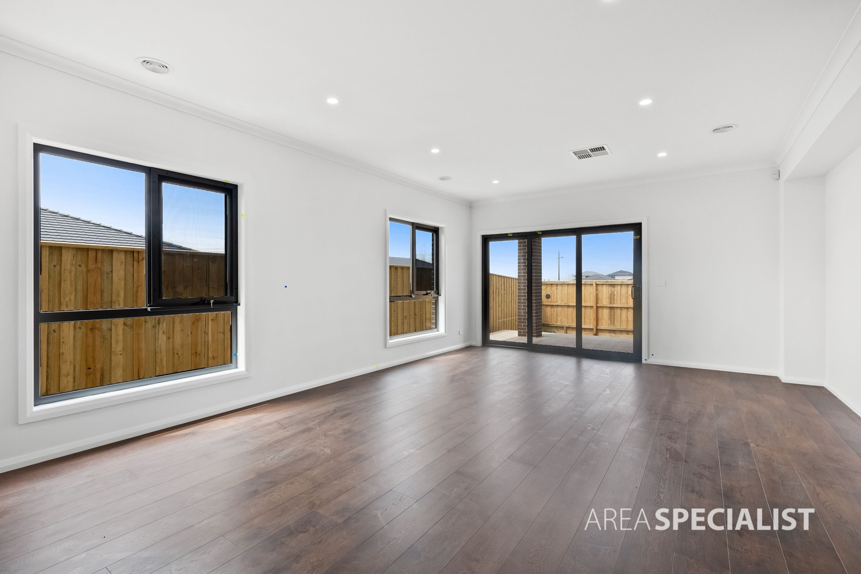 4 Naples Street, Fraser Rise VIC 3336, Fraser Rise - Thumbnail 7