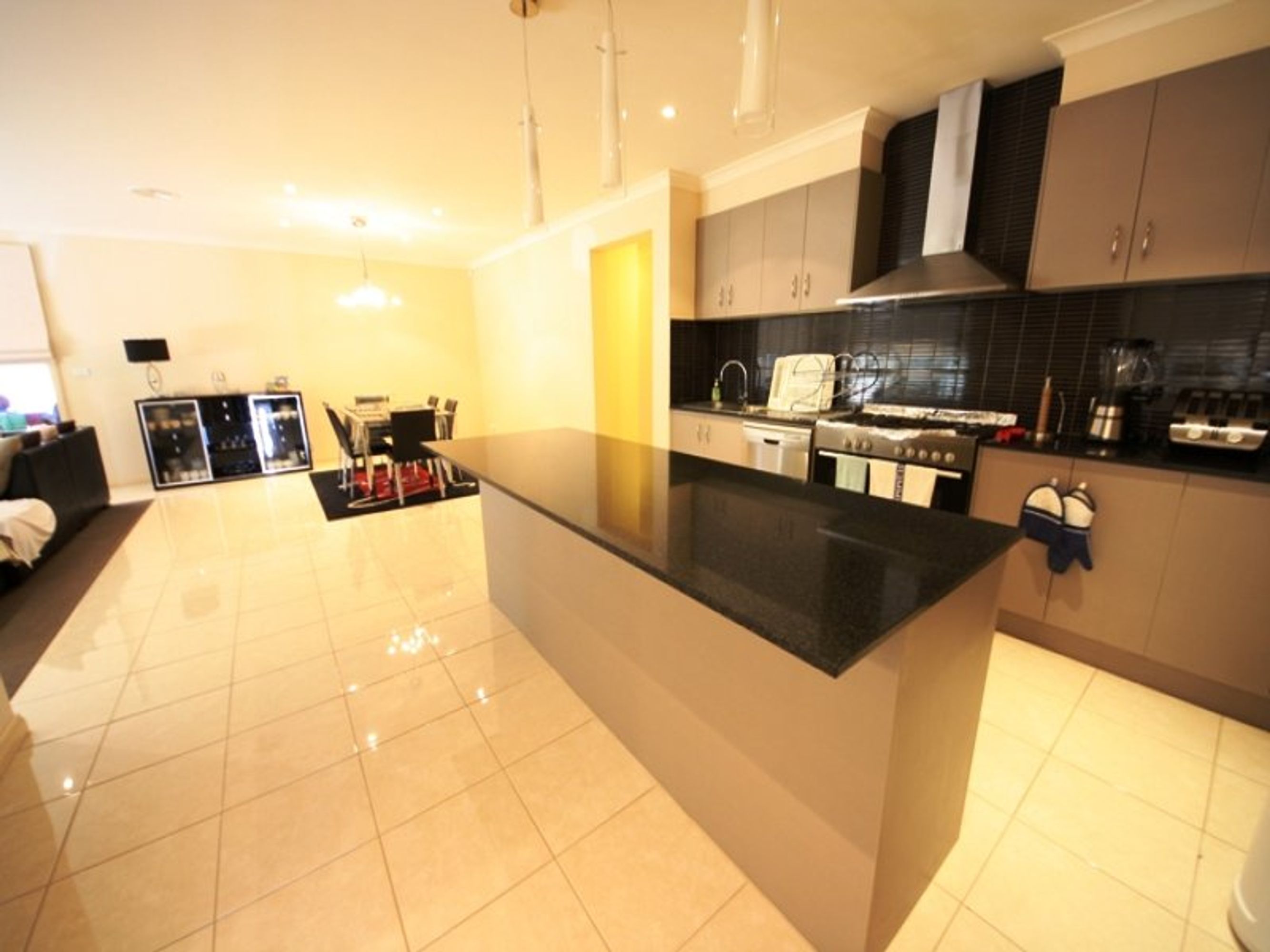 6 Hindmarsh Court, Nhill VIC 3418, Nhill - Thumbnail 3