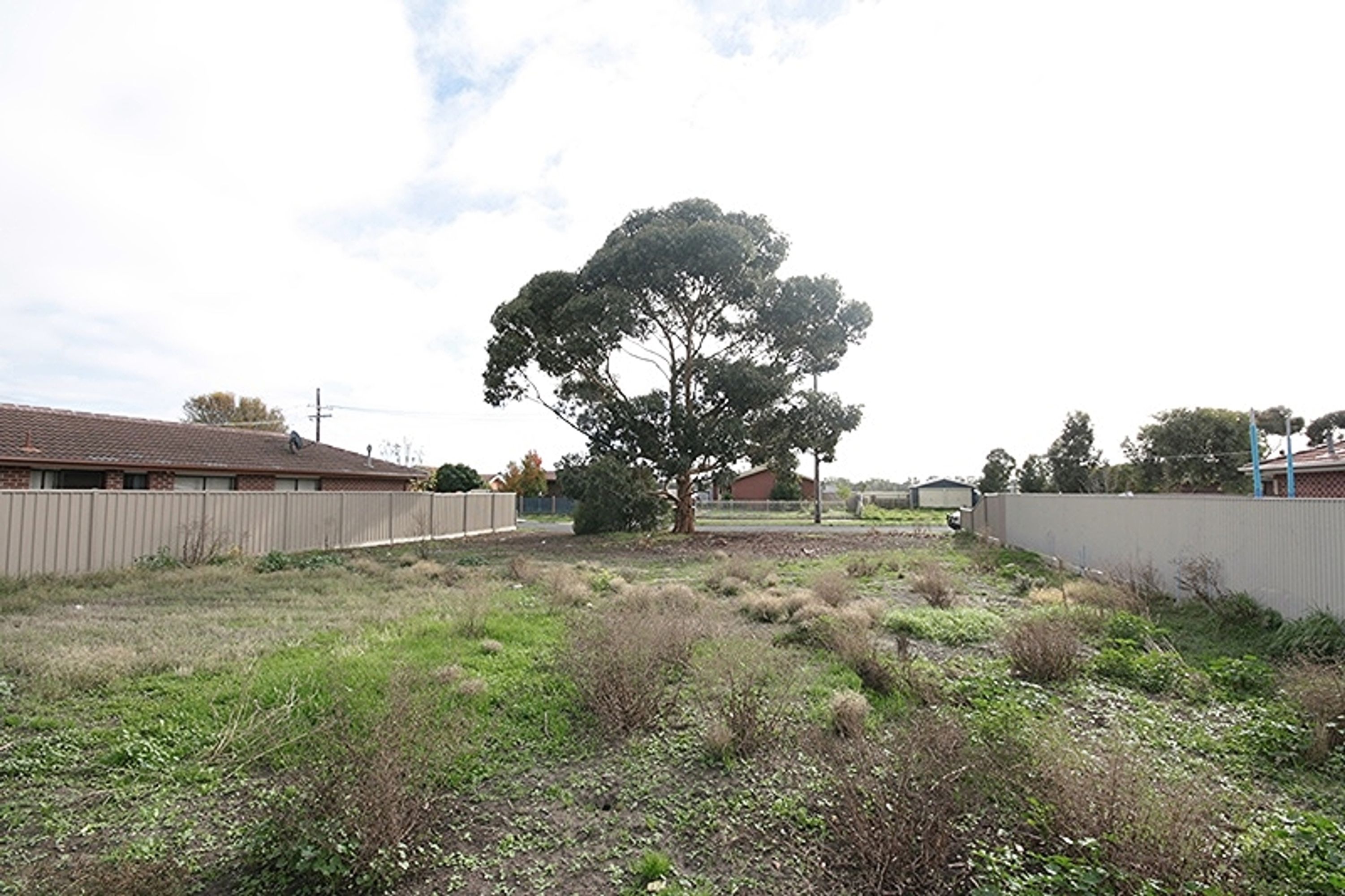 10 Creek Crescent, Horsham VIC 3400, Horsham - Thumbnail 2