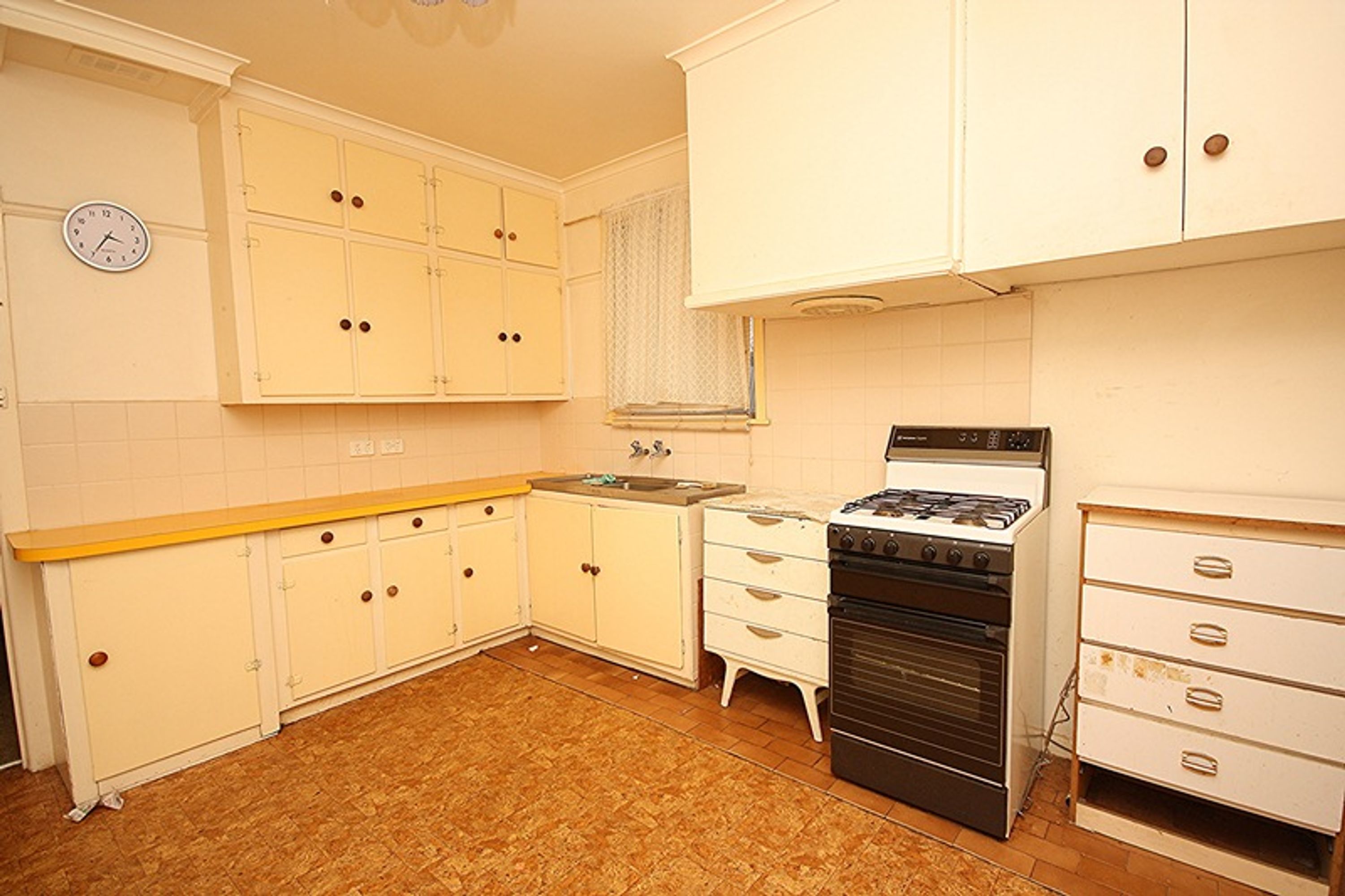 64 Elizabeth Street, Horsham VIC 3400, Horsham - Thumbnail 2