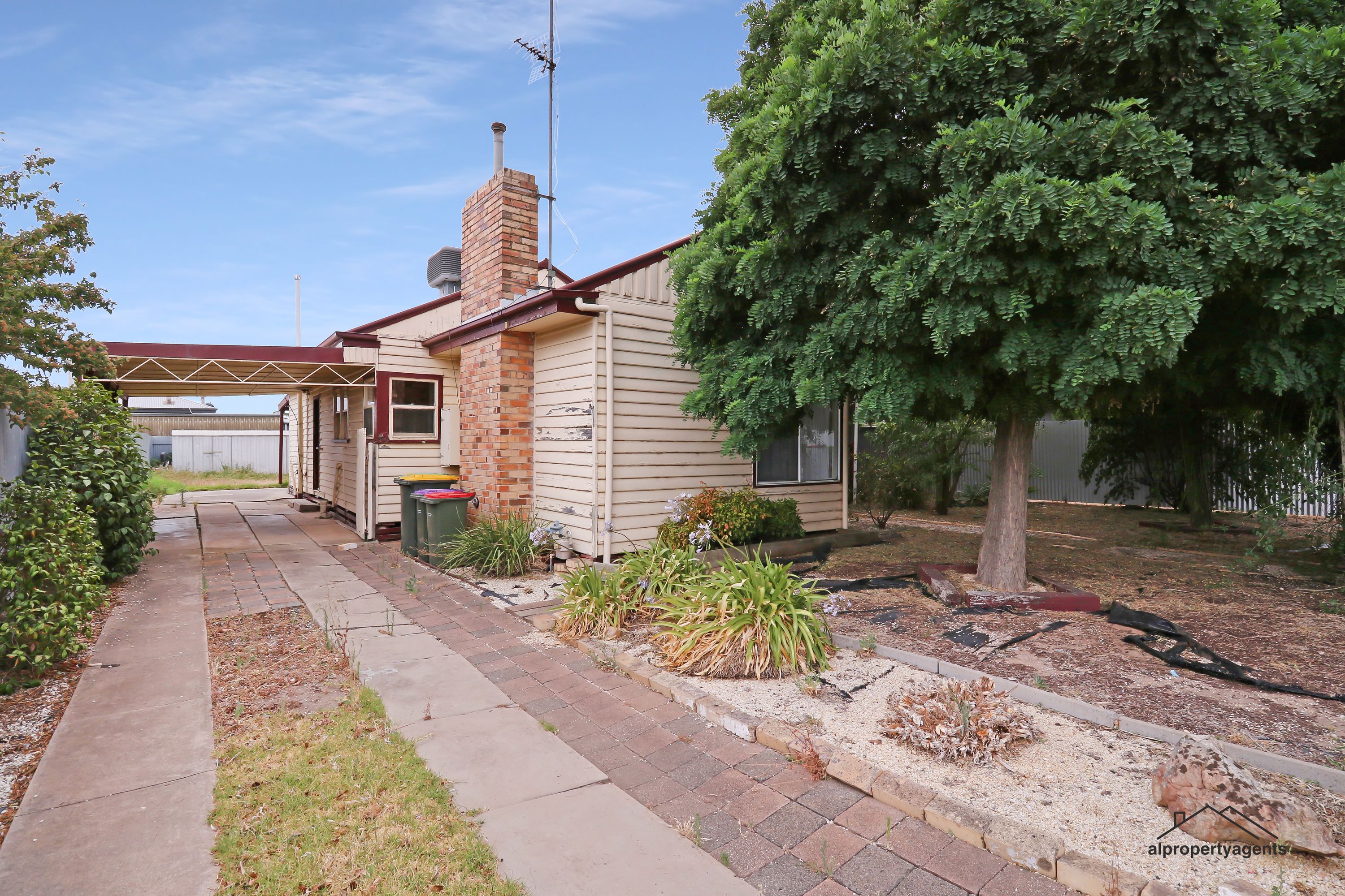 33 Wavell Street, Horsham VIC 3400, Horsham - Thumbnail 2