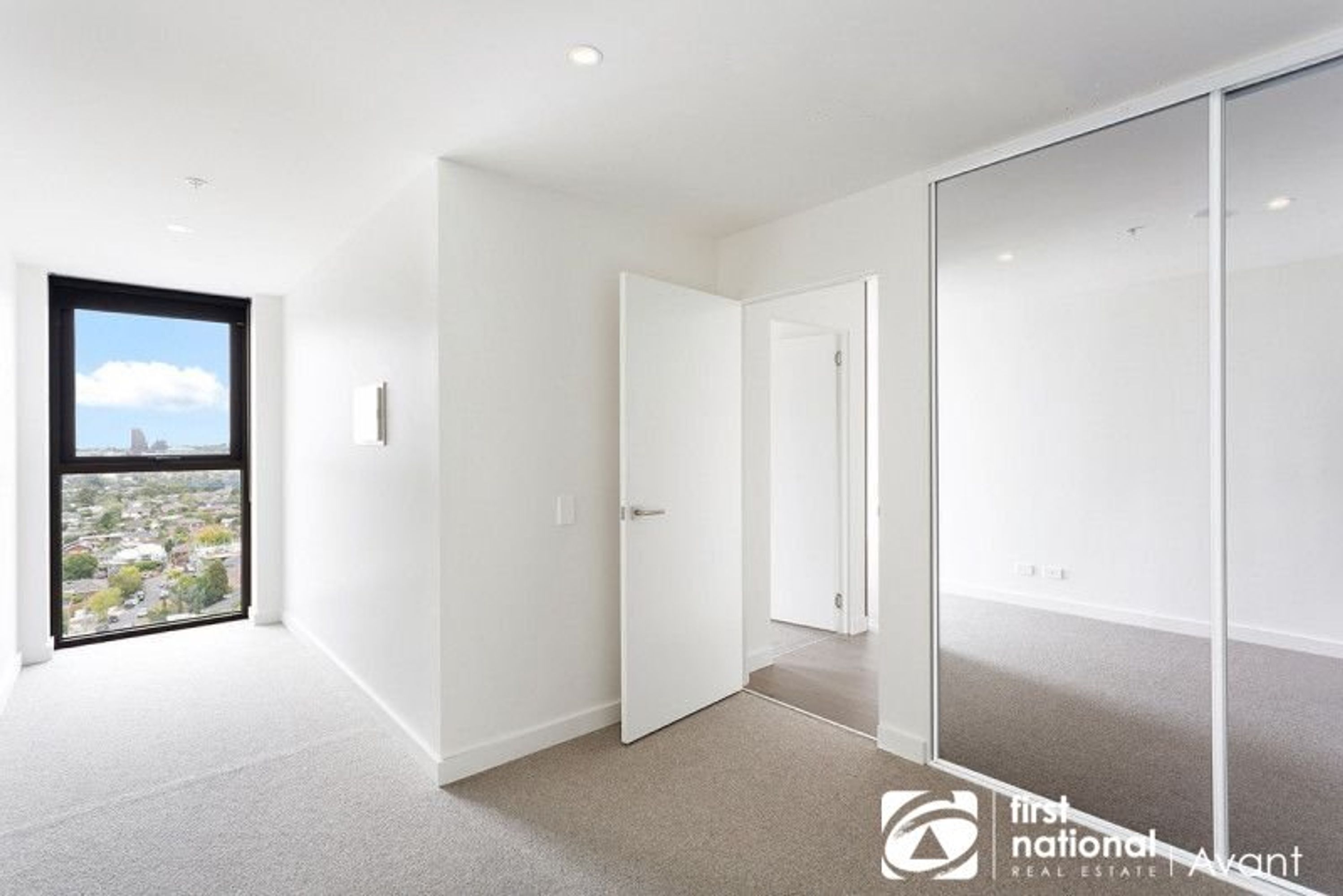 1009/5 Elgar Court, Doncaster - Thumbnail 3