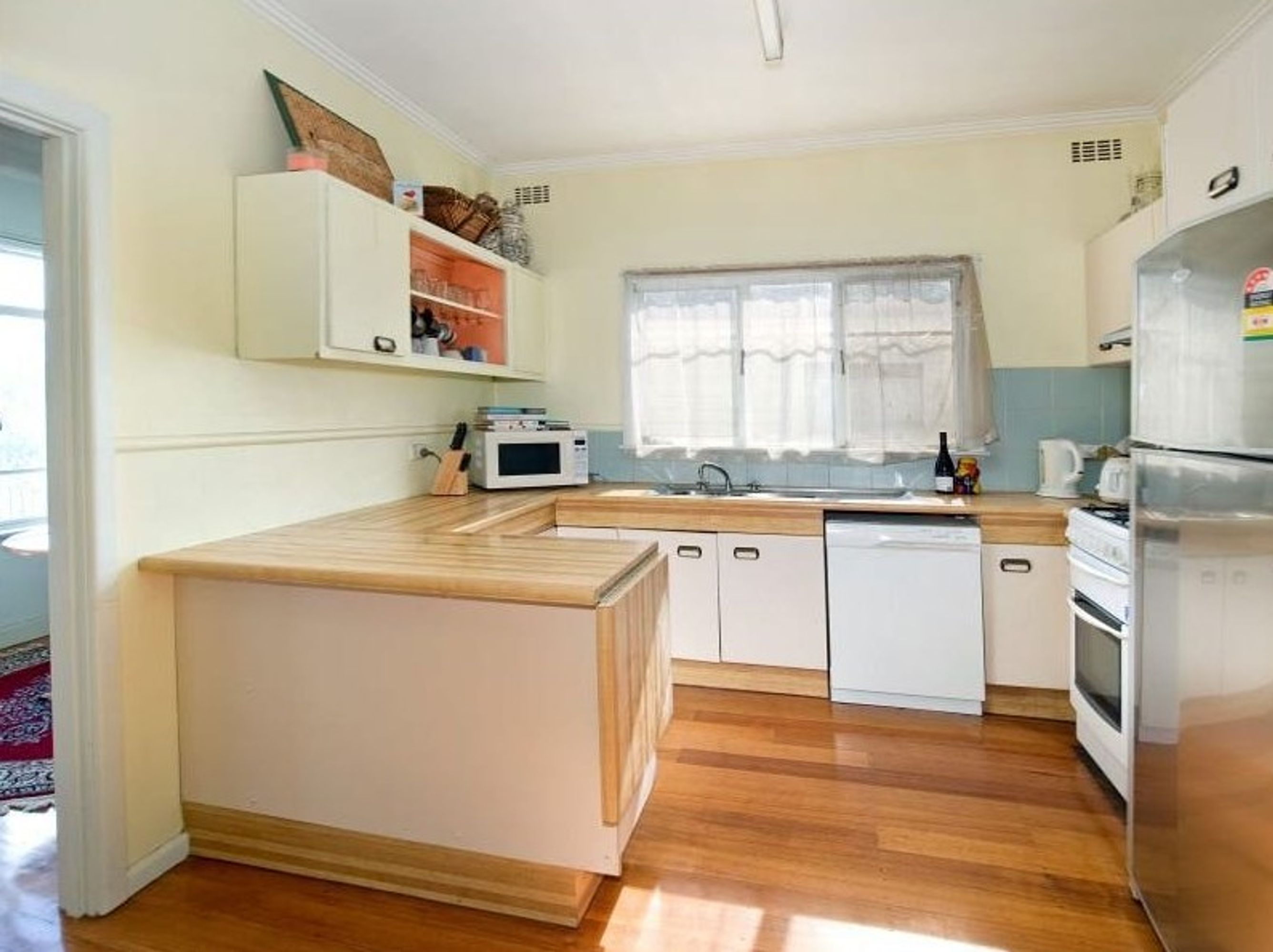 606 Elgar Road, Box Hill North - Thumbnail 3