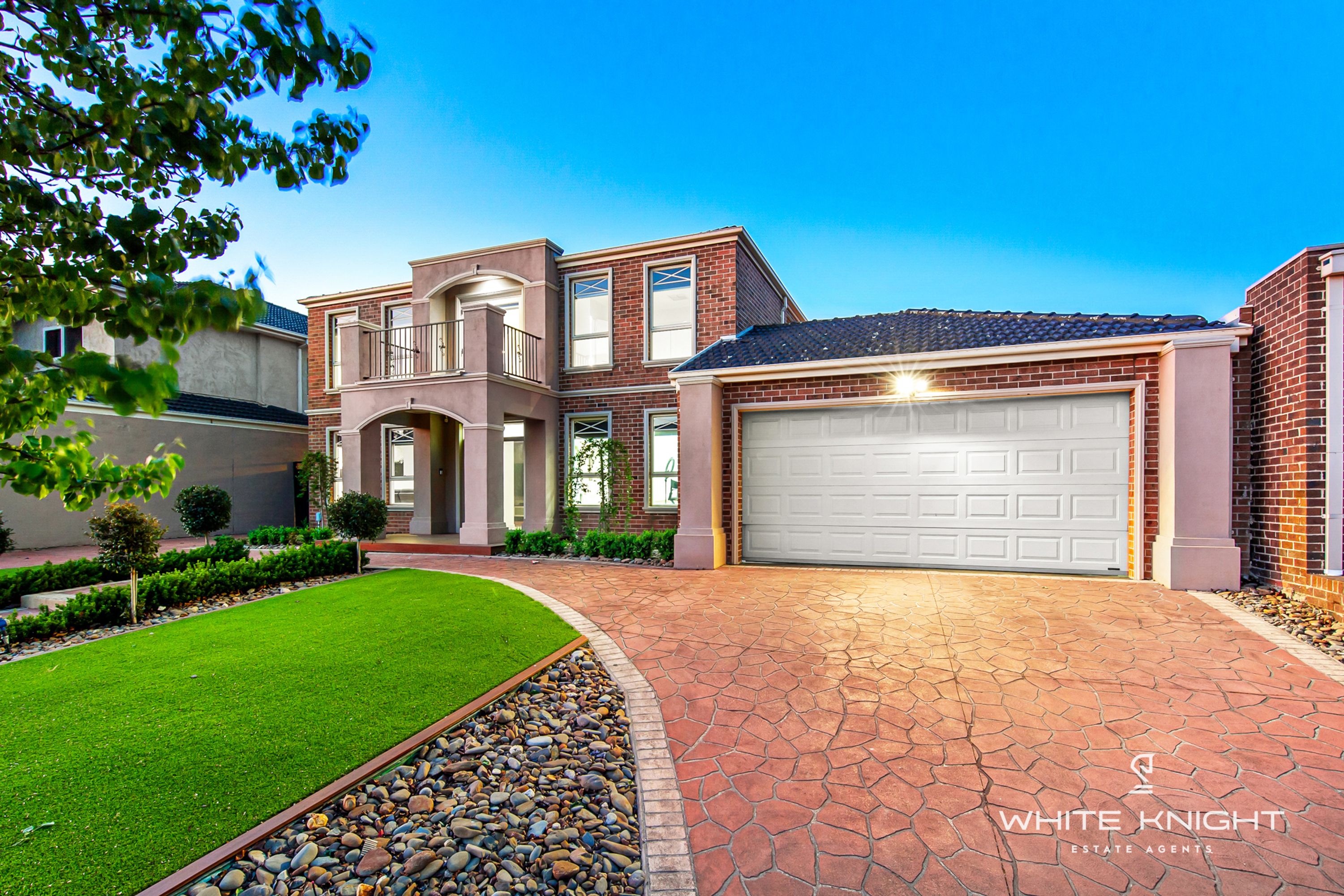 16 Brunswick Place, Taylors Hill VIC 3037, Taylors Hill - Thumbnail 2
