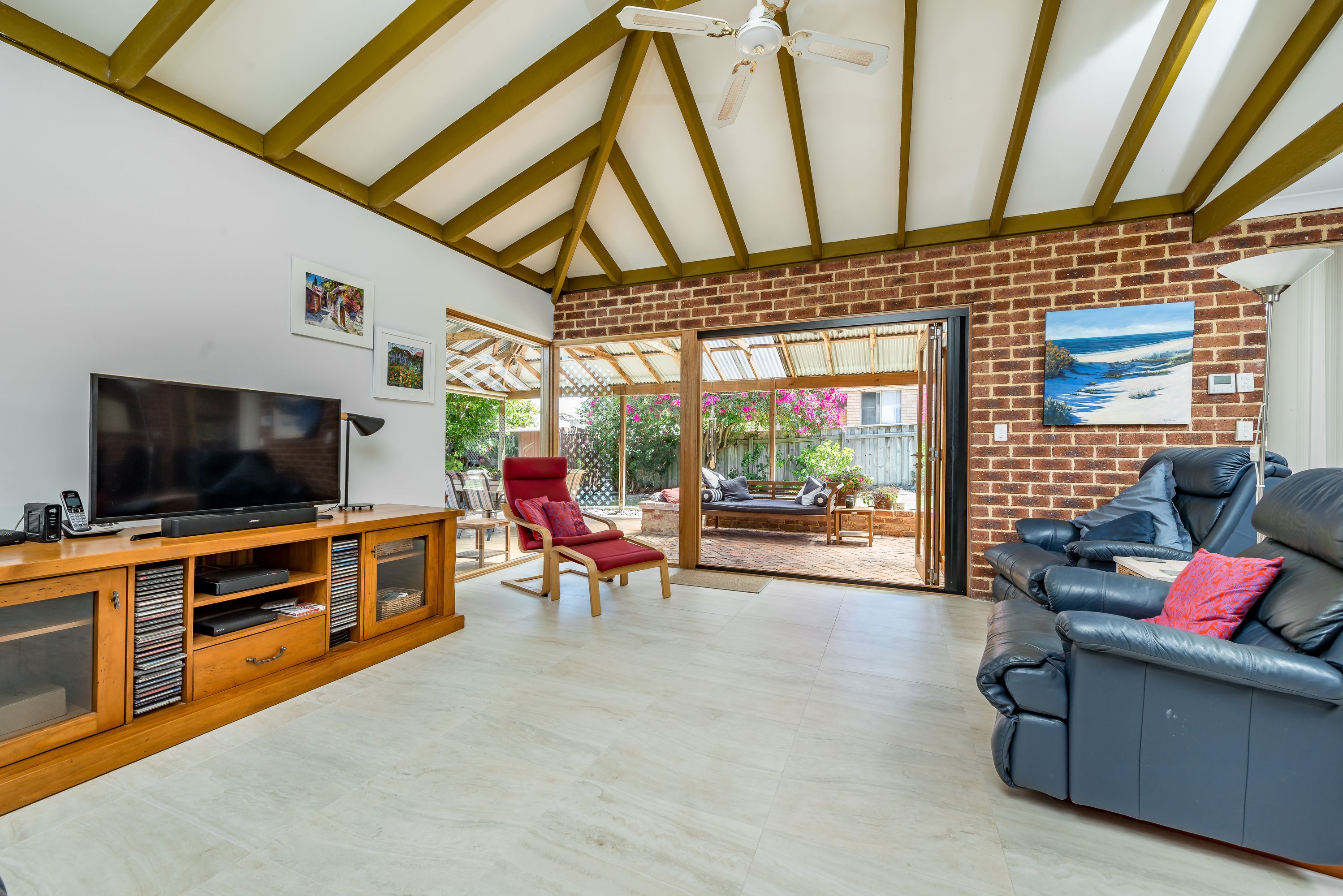 35 Portmarnock Circuit, Connolly - Thumbnail 4