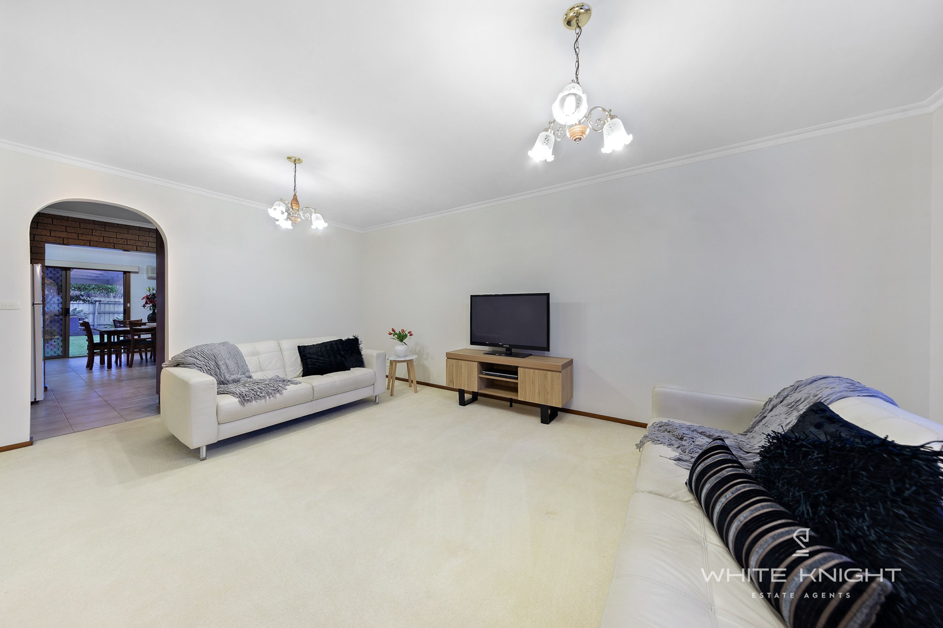 18 Corunna Avenue, St Albans VIC 3021, St Albans - Thumbnail 6